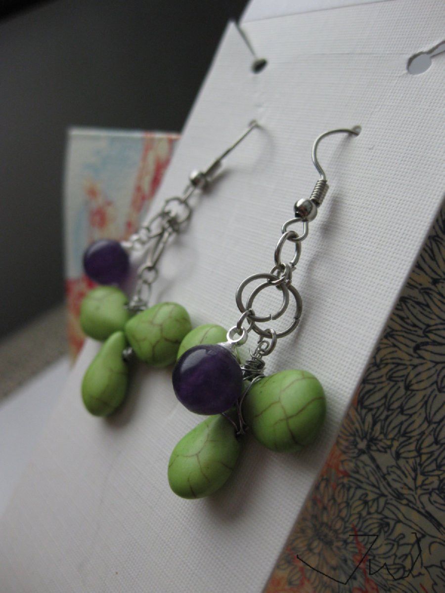Handmade Green Turquoise Beads Dangle Earrings With Amethyst Size ONE SIZE - 2 Thumbnail
