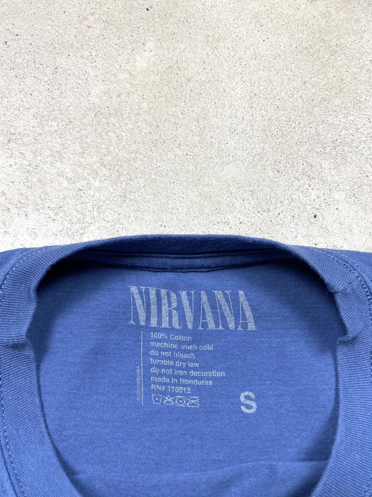 Nirvana Vintage Nirvana Serve The Servants T Shirt Kurt Cobain Size US M / EU 48-50 / 2 - 7 Thumbnail