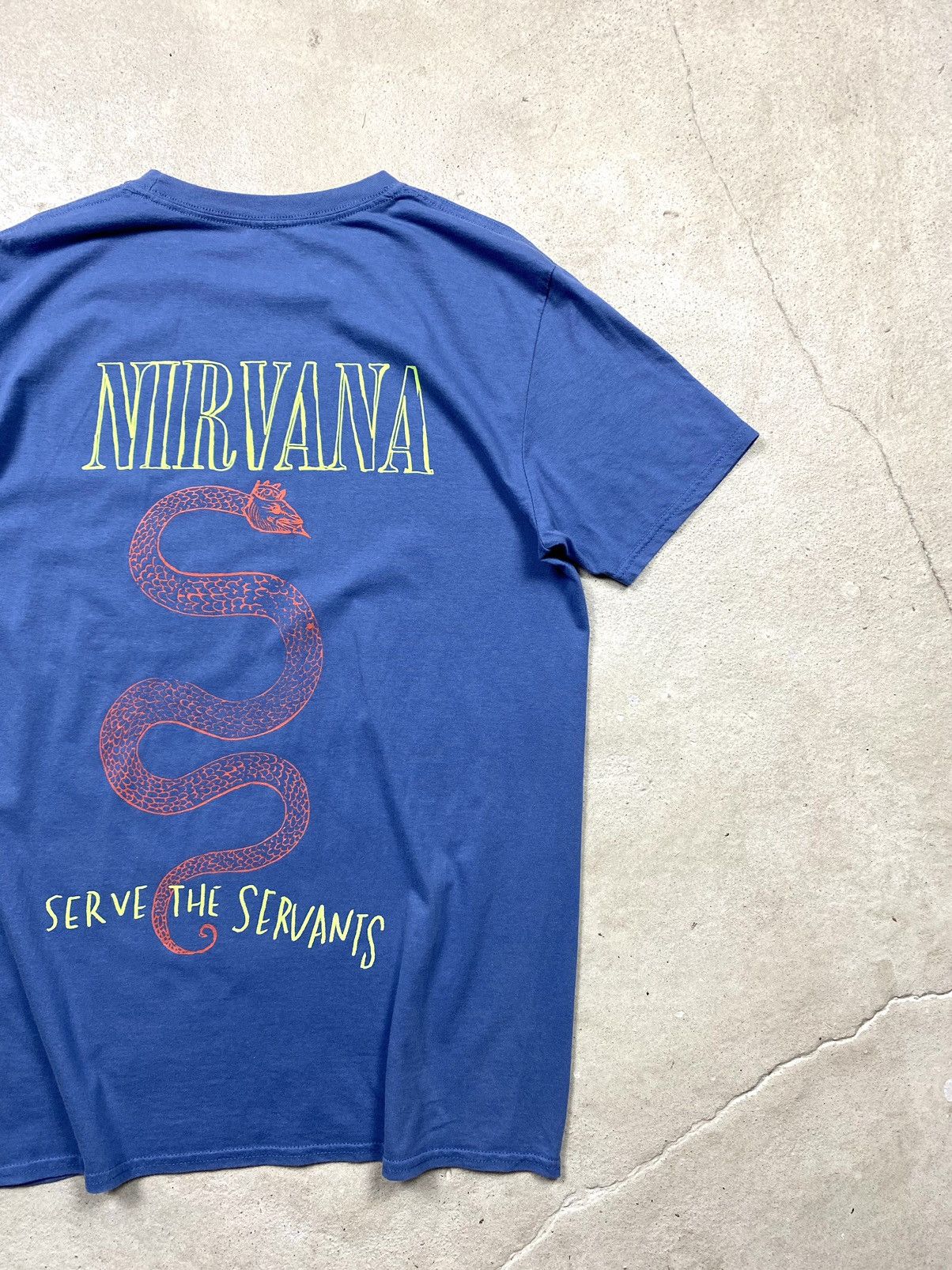 Nirvana Vintage Nirvana Serve The Servants T Shirt Kurt Cobain Size US M / EU 48-50 / 2 - 9 Thumbnail