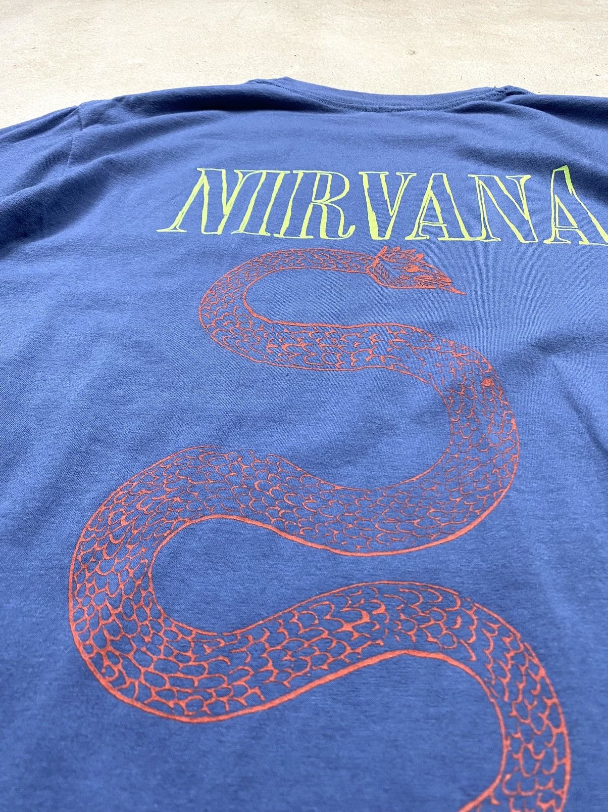 Nirvana Vintage Nirvana Serve The Servants T Shirt Kurt Cobain Size US M / EU 48-50 / 2 - 13 Thumbnail