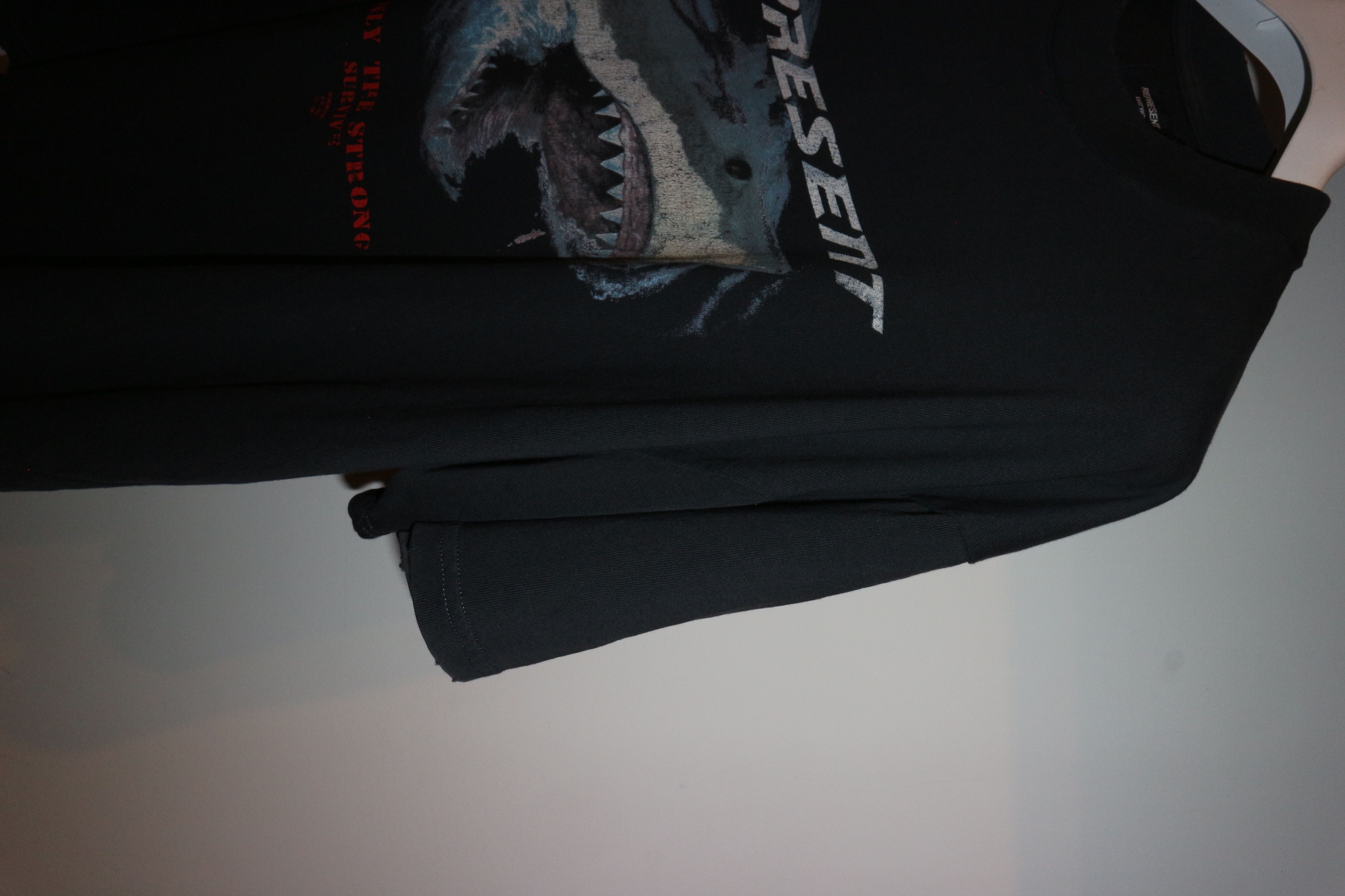 Represent Clo. shark print t-shirt Size US L / EU 52-54 / 3 - 3 Thumbnail