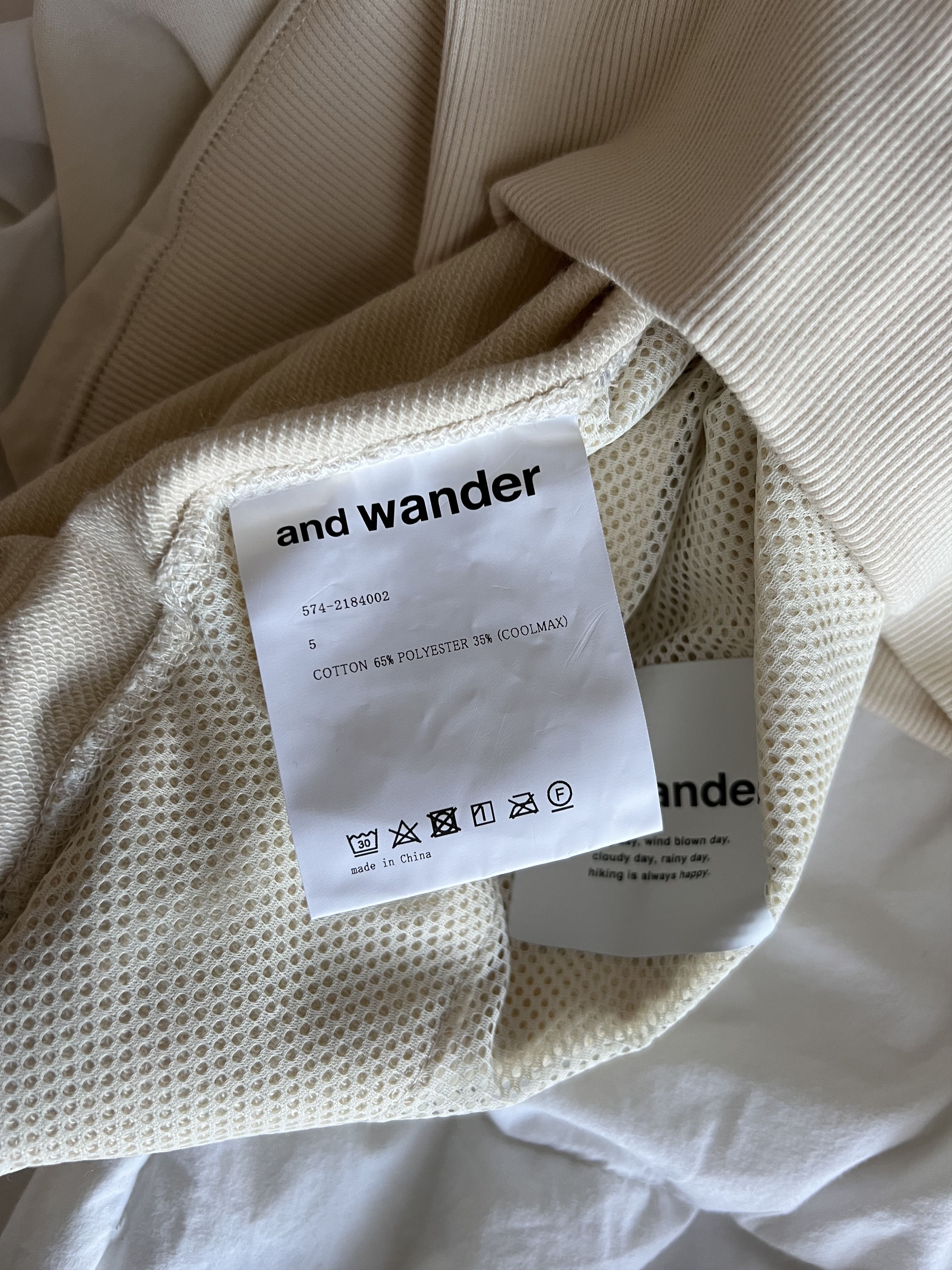 And Wander and Wander Logo Crewneck Sweatshirt in Off White Size US XL / EU 56 / 4 - 9 Thumbnail