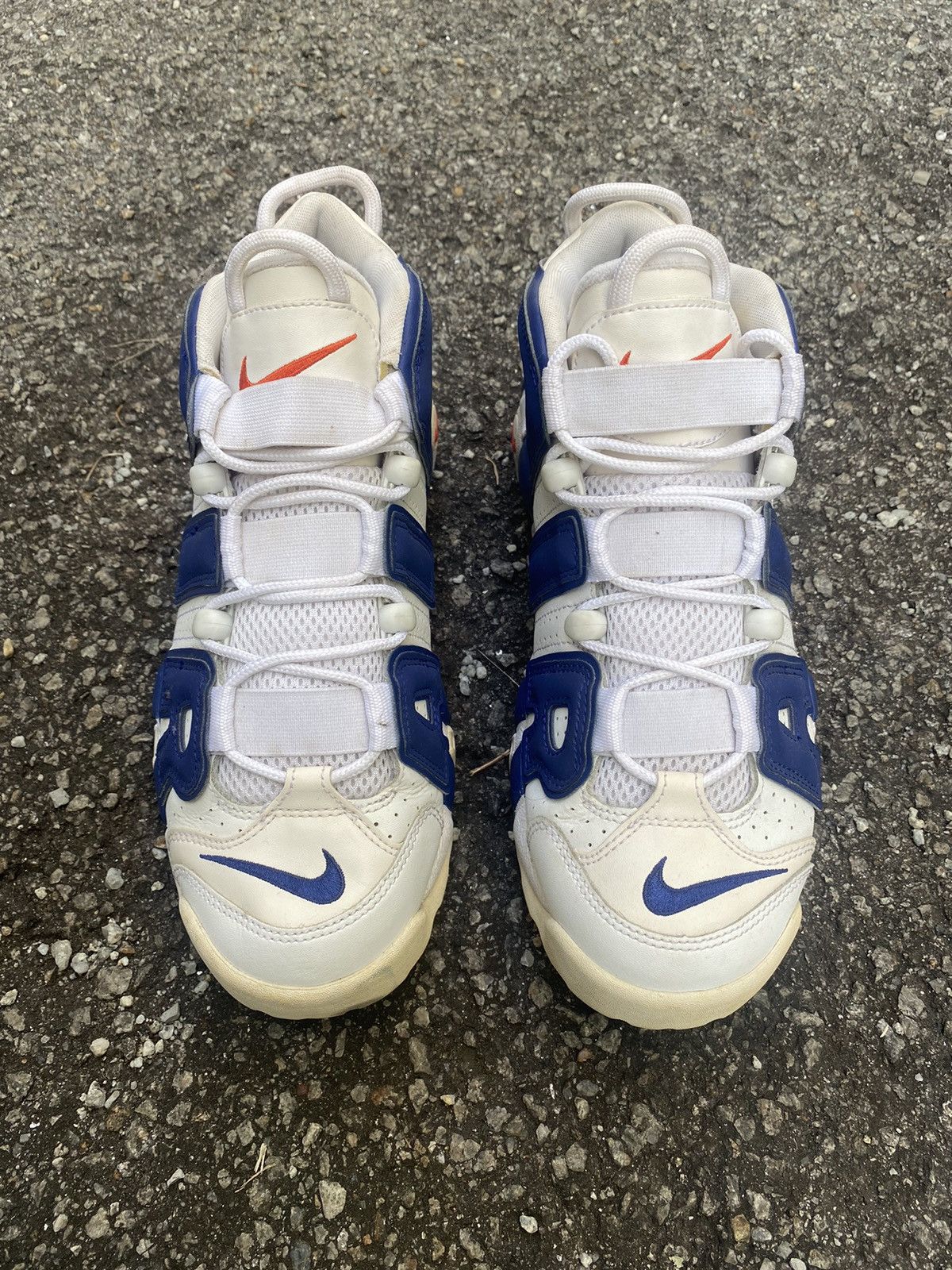 Nike Nike Air More Uptempo Knicks Size US 8 / EU 41 - 3 Thumbnail