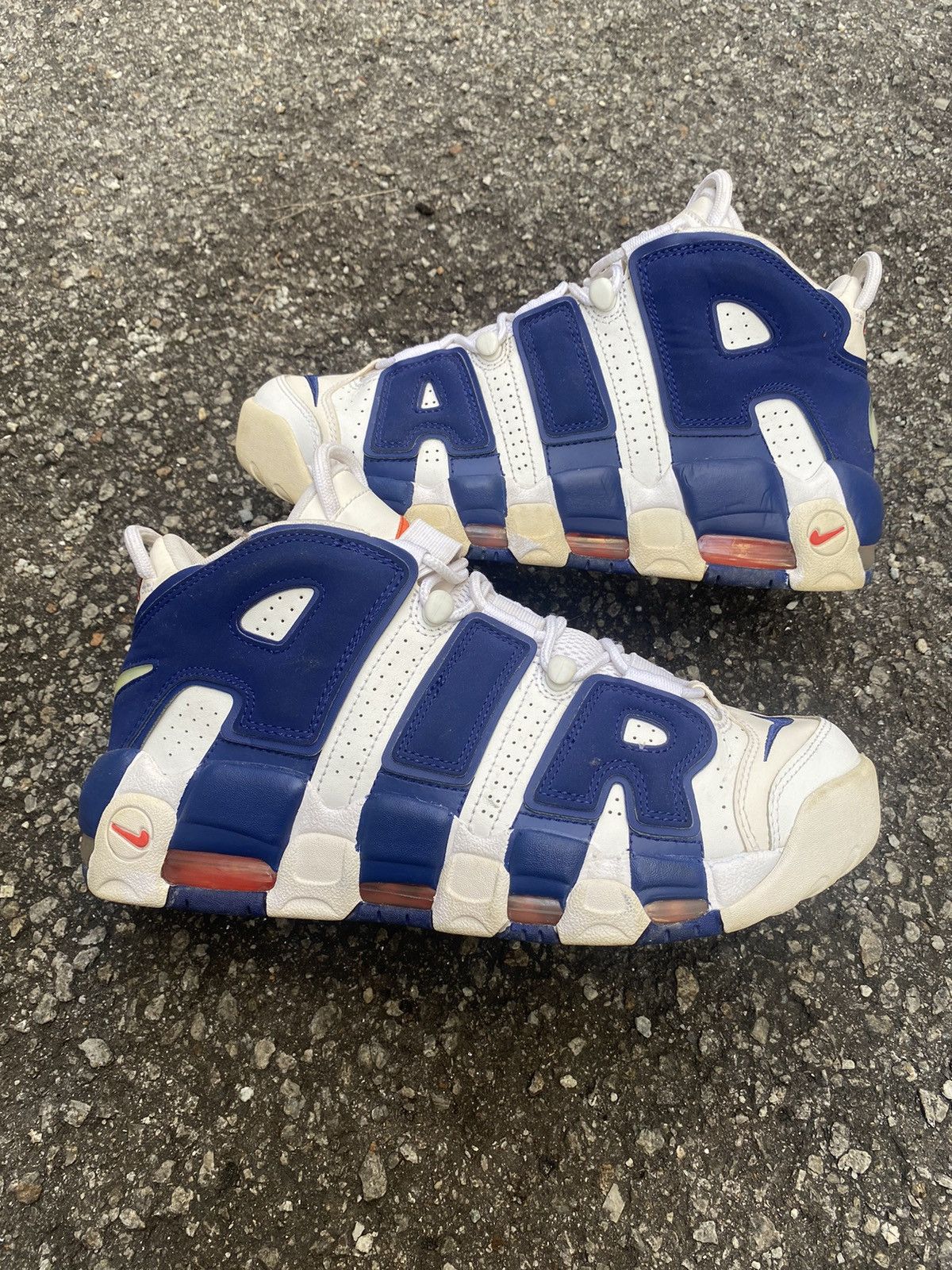 Nike Nike Air More Uptempo Knicks Size US 8 / EU 41 - 4 Thumbnail
