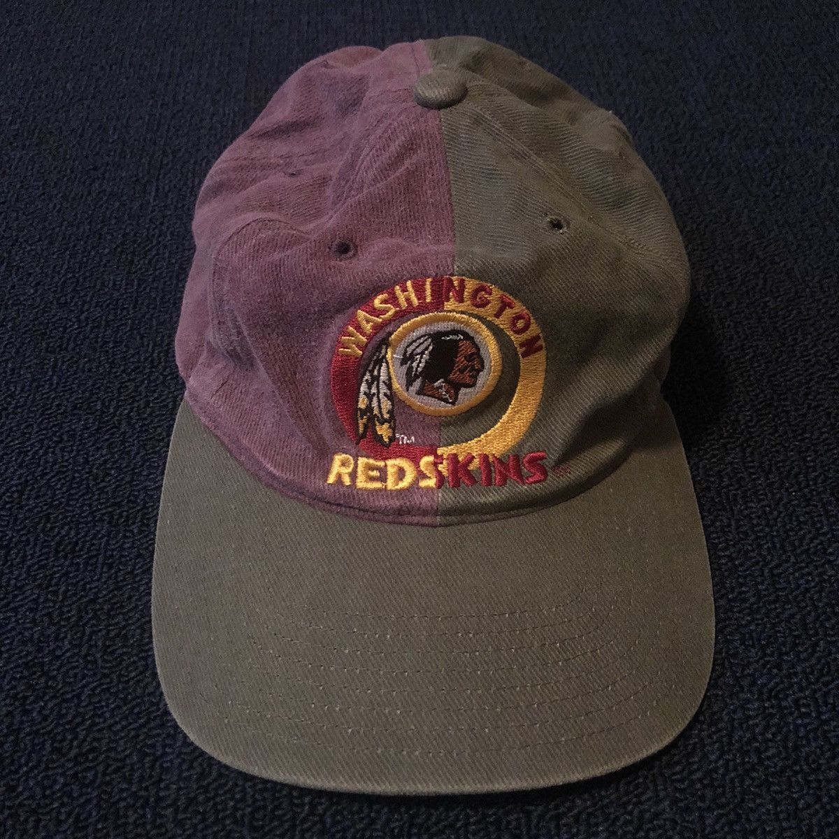 NFL Vintage 1990s Washington Redskins Two Toned Adjustable Cap Size ONE SIZE - 1 Thumbnail