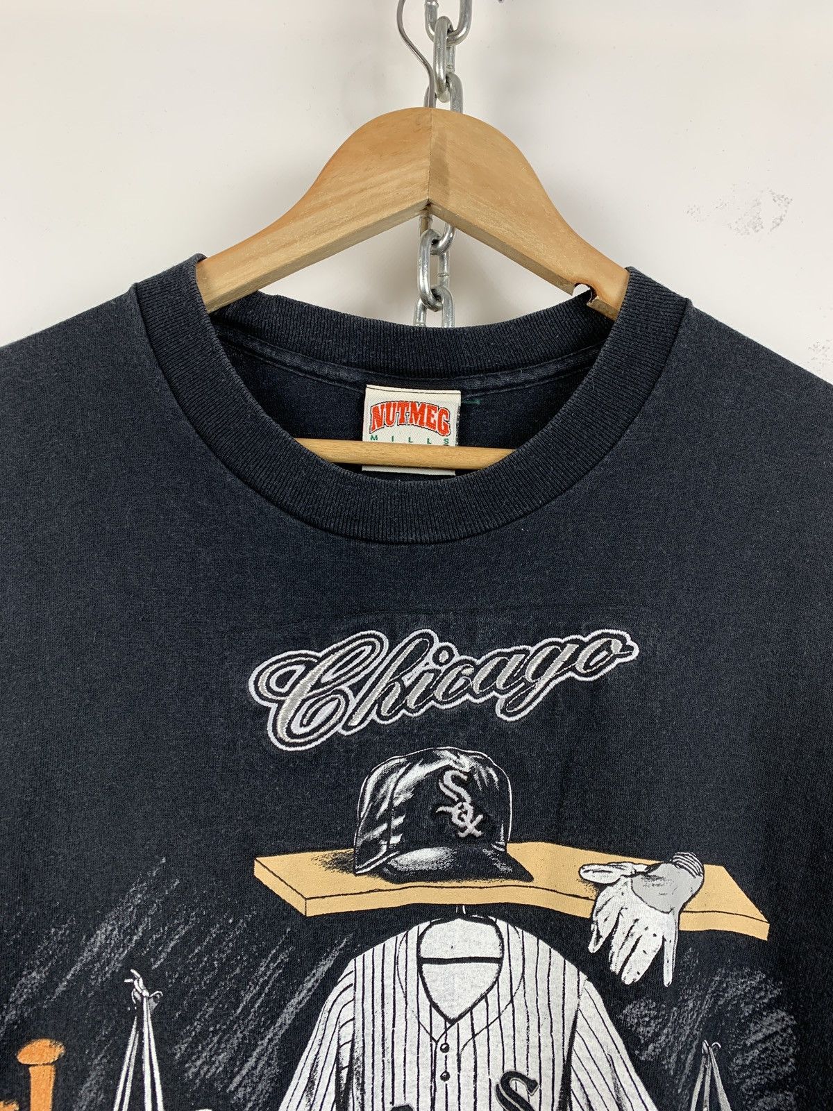 MLB 1991 Vintage Chicago White Sox MLB Nutmeg Single Stitch Tee Size US XL / EU 56 / 4 - 4 Thumbnail