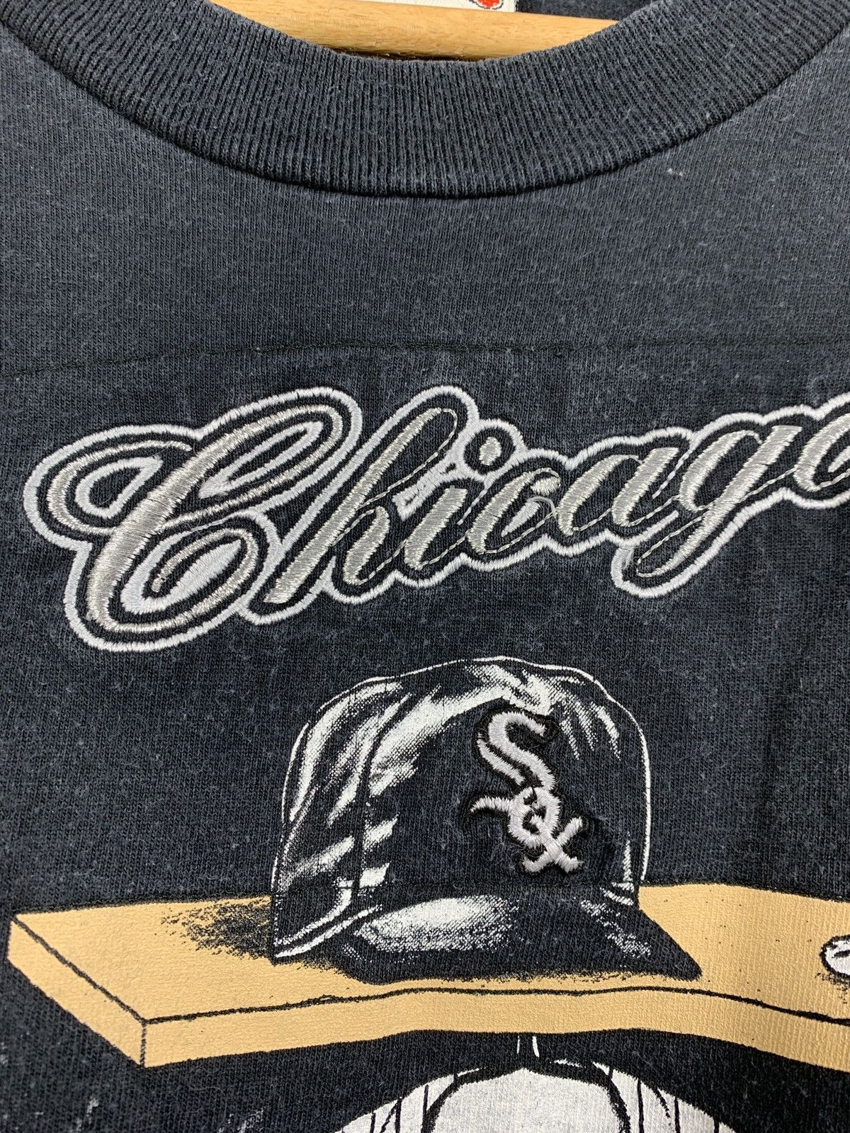MLB 1991 Vintage Chicago White Sox MLB Nutmeg Single Stitch Tee Size US XL / EU 56 / 4 - 5 Thumbnail