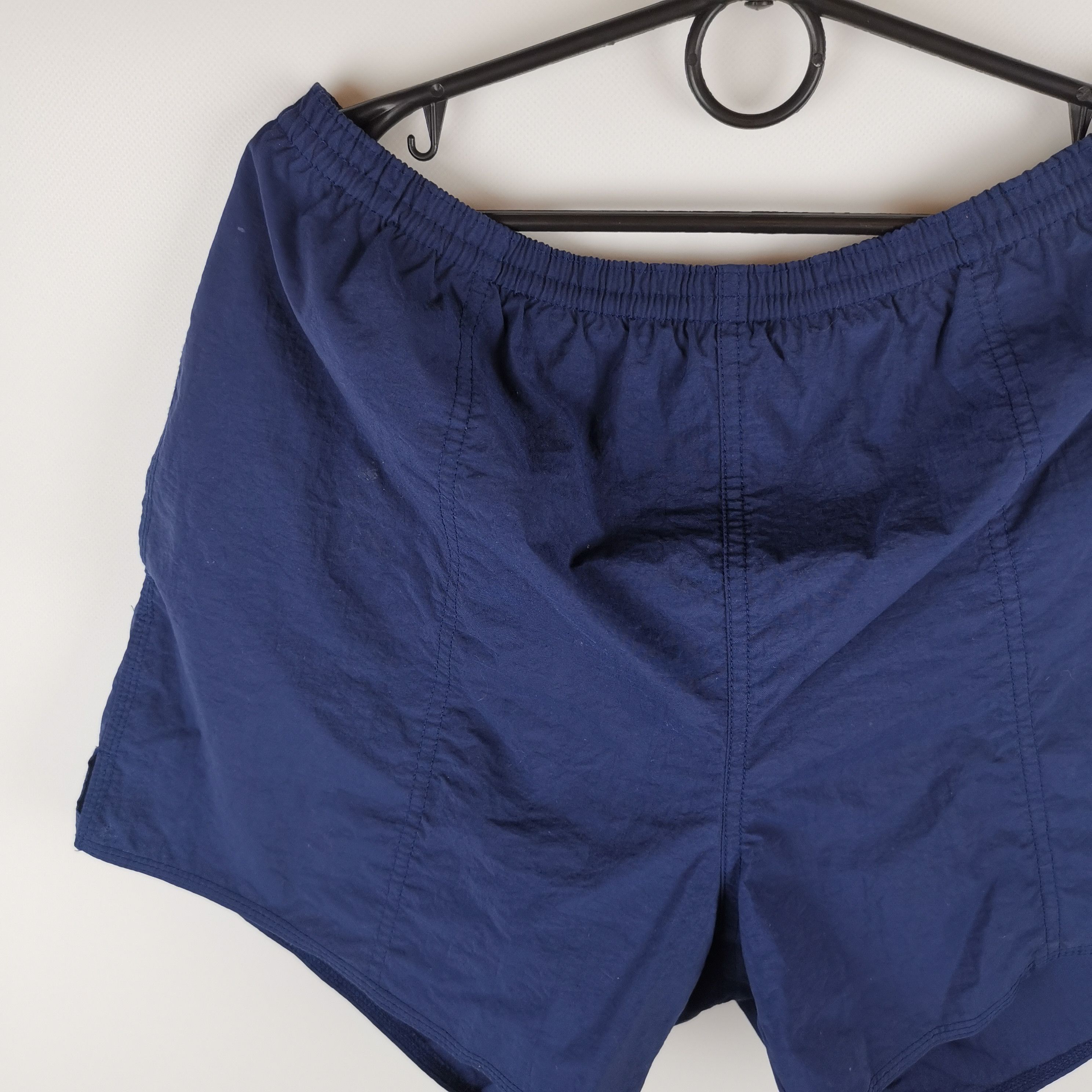 Nike Nike vintage 90s navy shorts logo swoosh Size US 34 / EU 50 - 5 Thumbnail