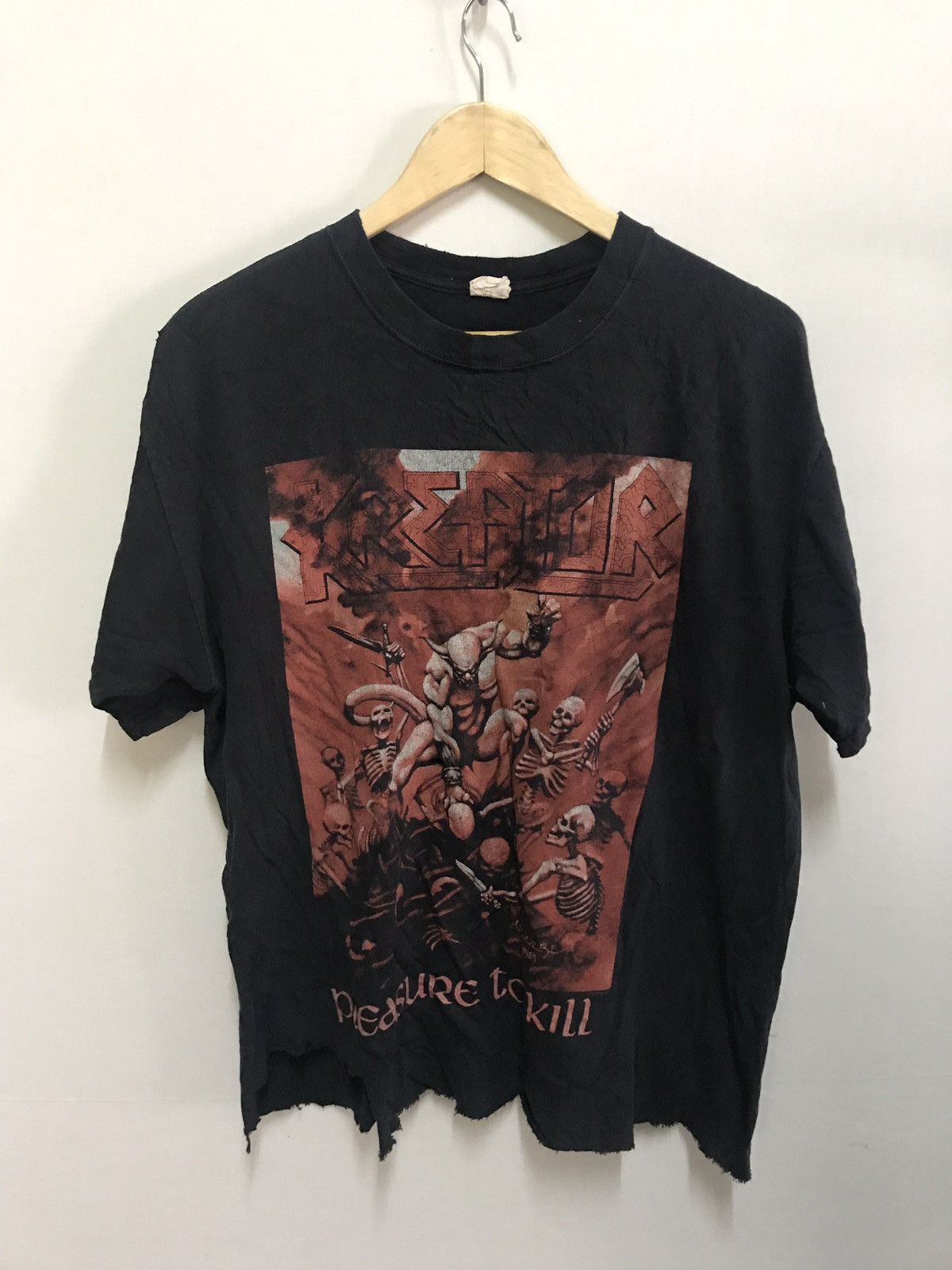 Band Tees Distressed Kreator Pleasure To Kill Thrash Band T Shirt Size US M / EU 48-50 / 2 - 1 Thumbnail