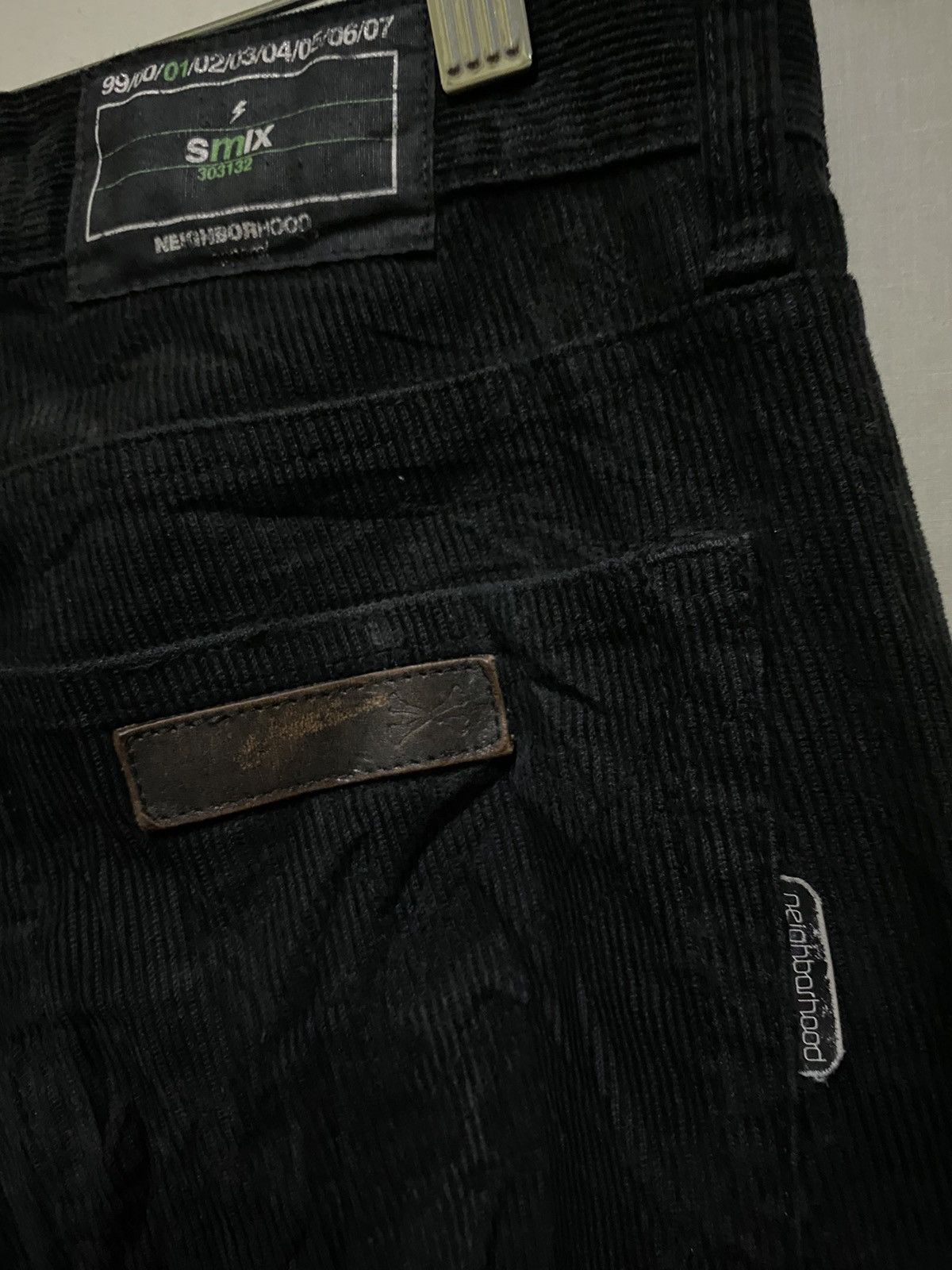 Neighborhood Neighborhood Corduroy Pants Black Jeans Size US 32 / EU 48 - 4 Thumbnail