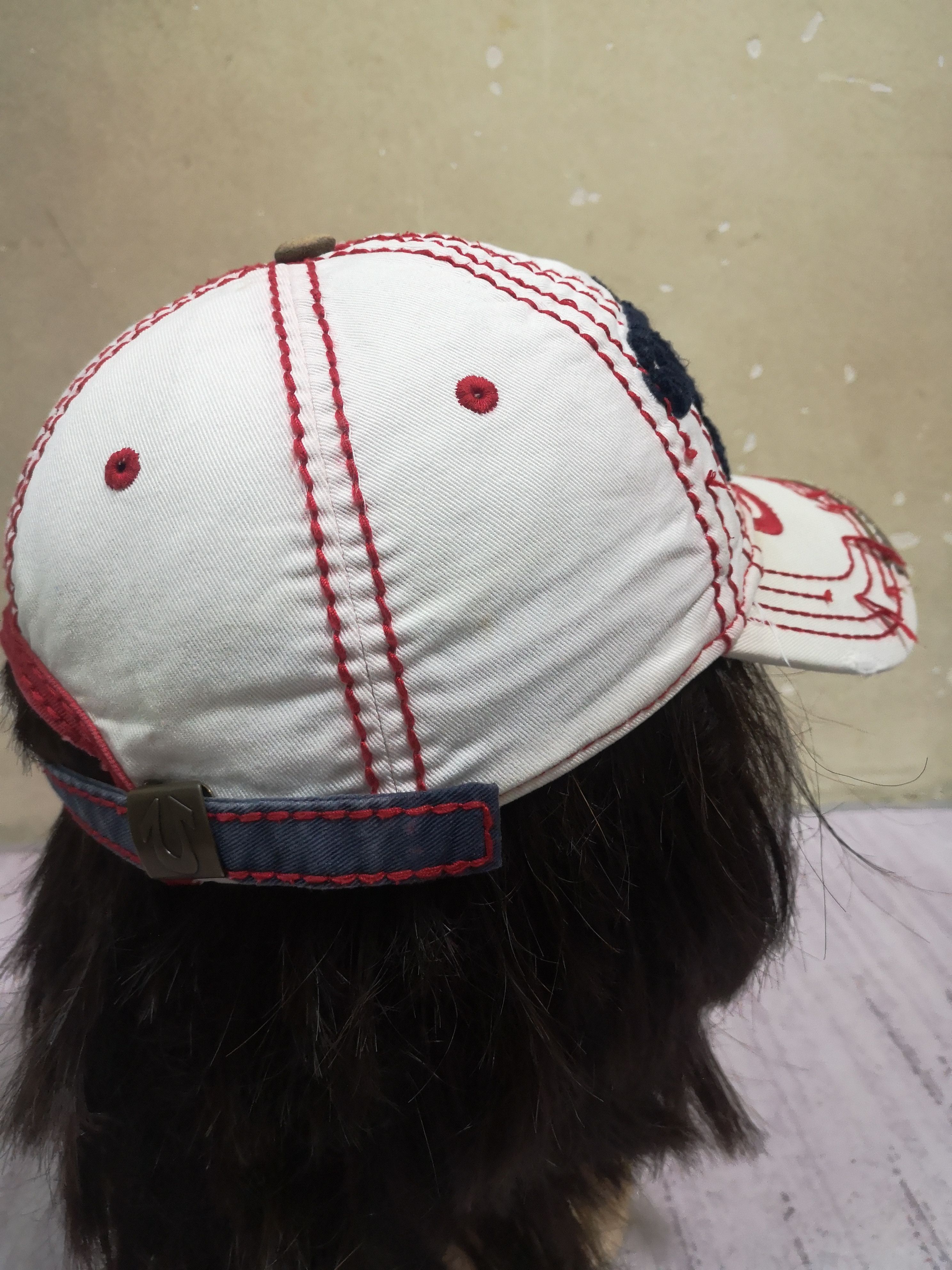 20471120 × True Religion True Religion Distressed Hats Size ONE SIZE - 4 Thumbnail
