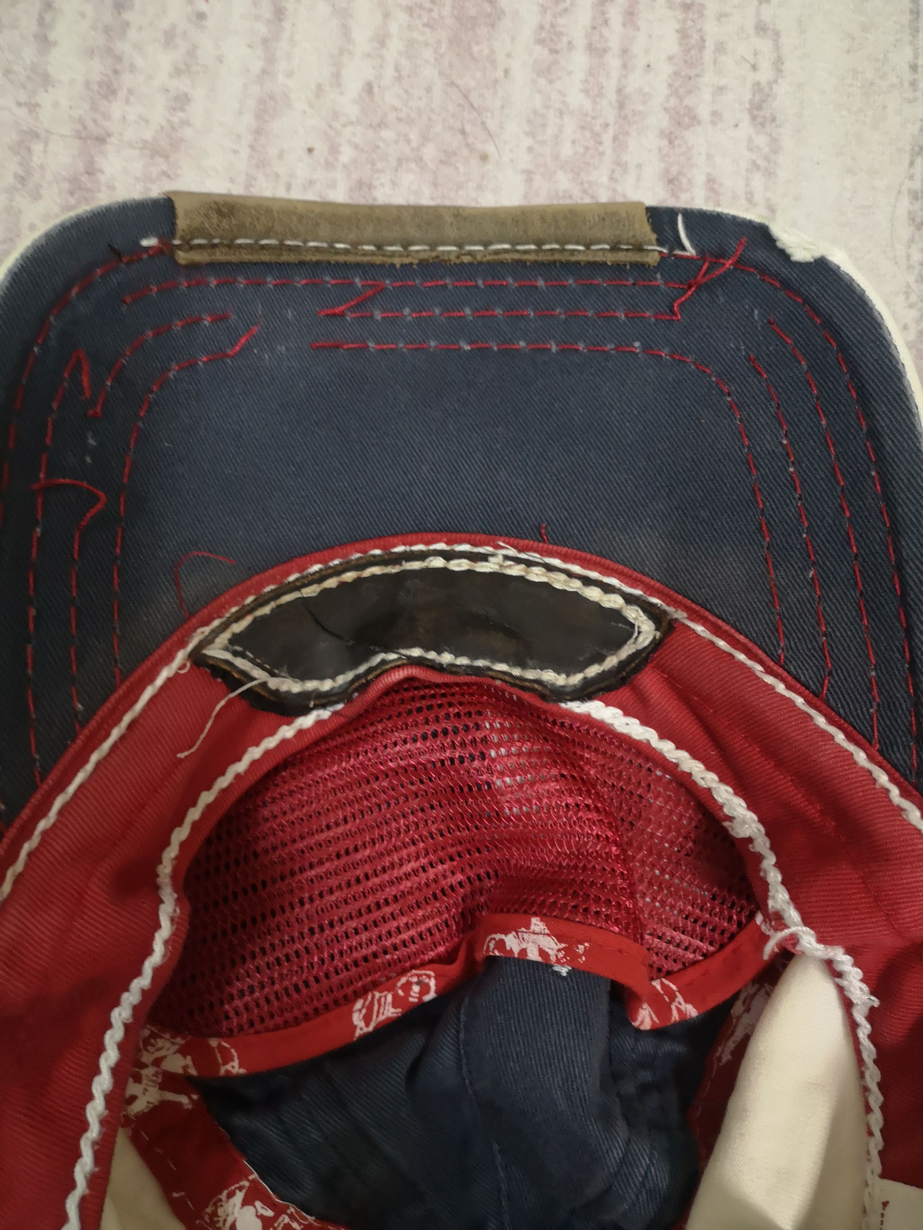 20471120 × True Religion True Religion Distressed Hats Size ONE SIZE - 12 Thumbnail