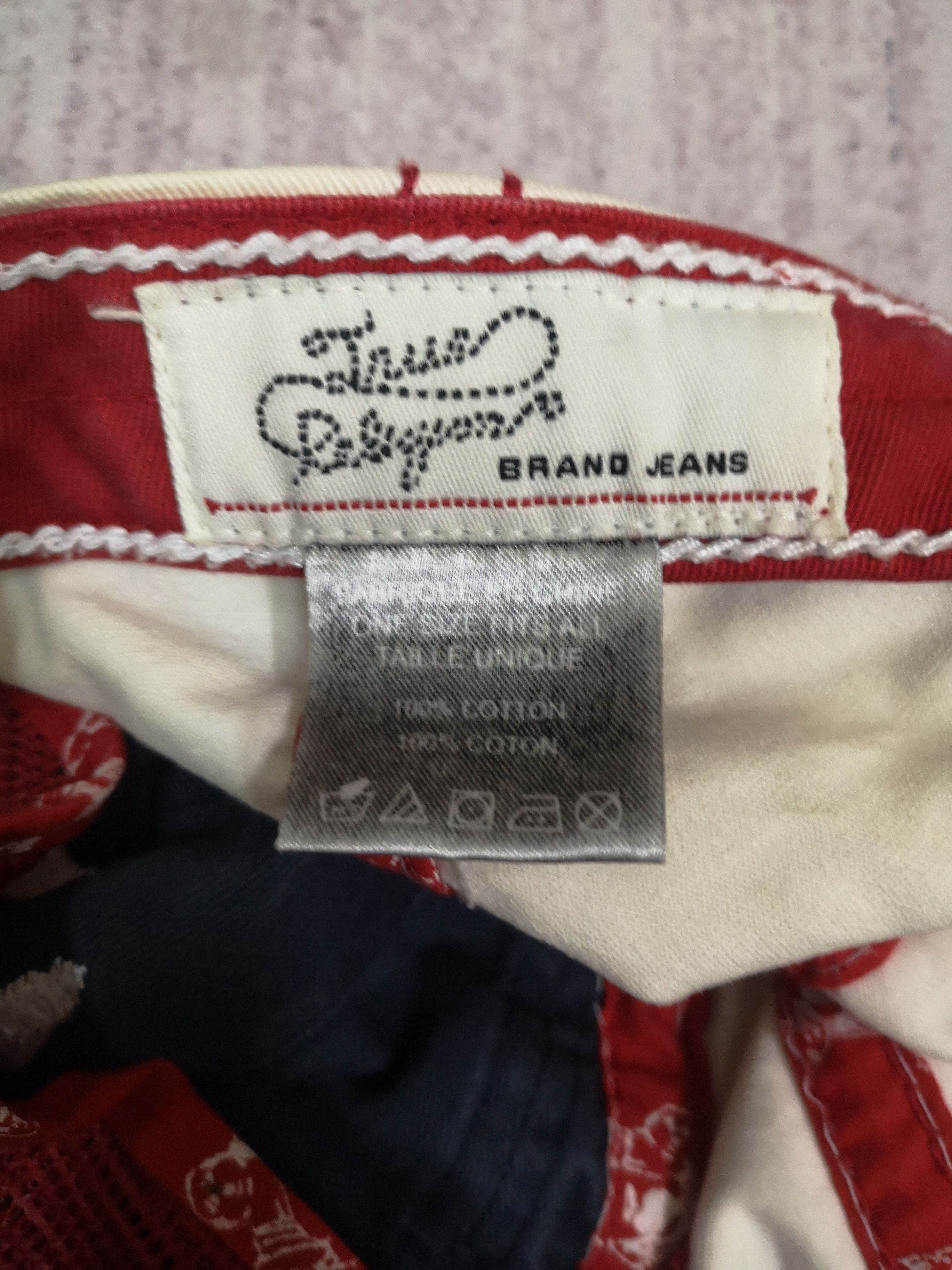 20471120 × True Religion True Religion Distressed Hats Size ONE SIZE - 13 Thumbnail