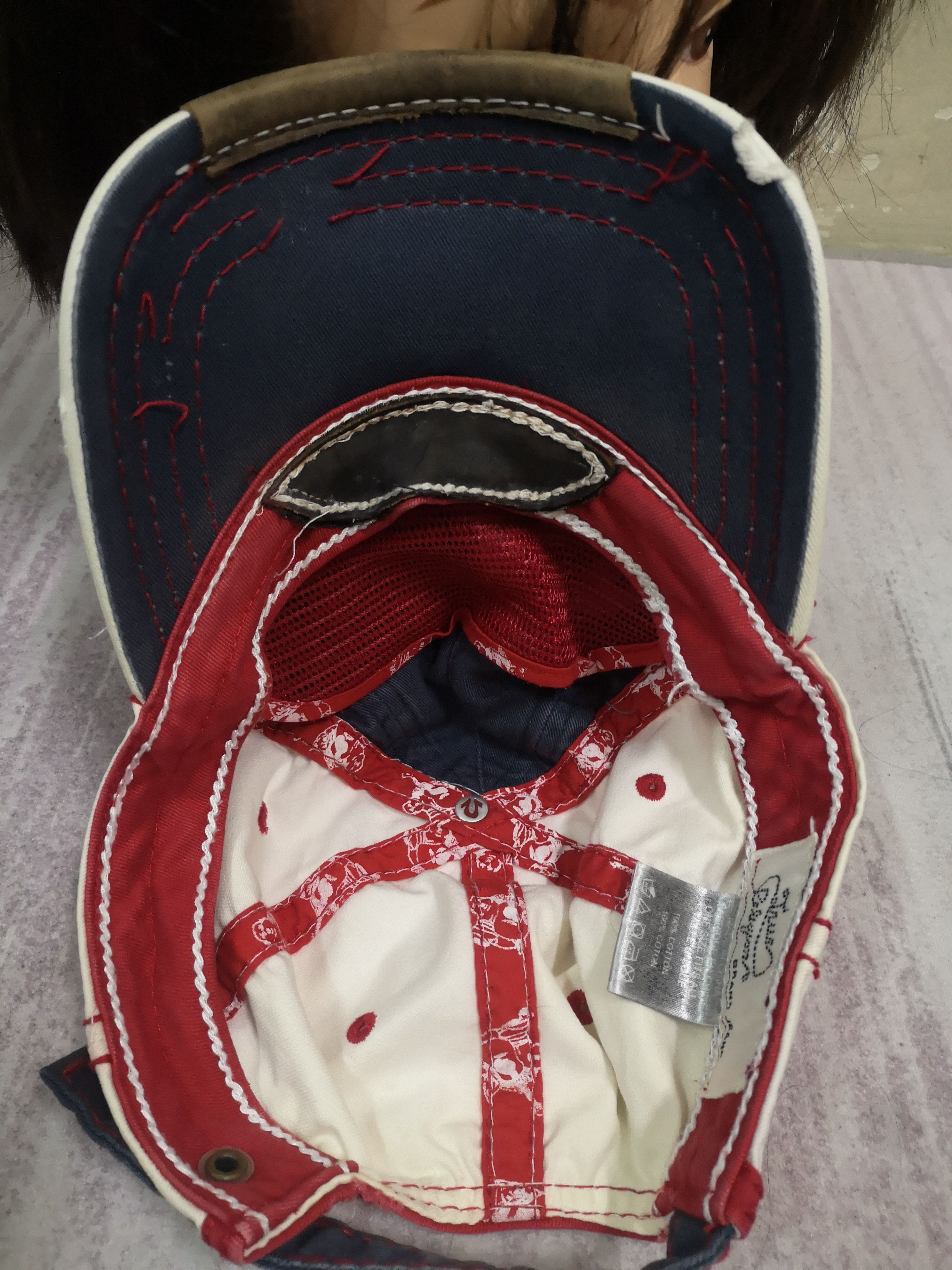 20471120 × True Religion True Religion Distressed Hats Size ONE SIZE - 10 Thumbnail