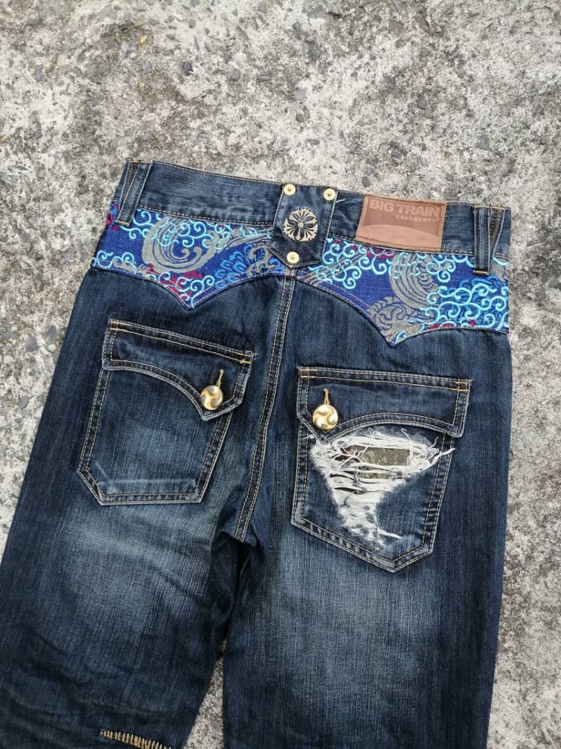 Japanese Brand Osaka Big Train Embroidered Distressed Denim Jeans Size US 29 - 2 Thumbnail