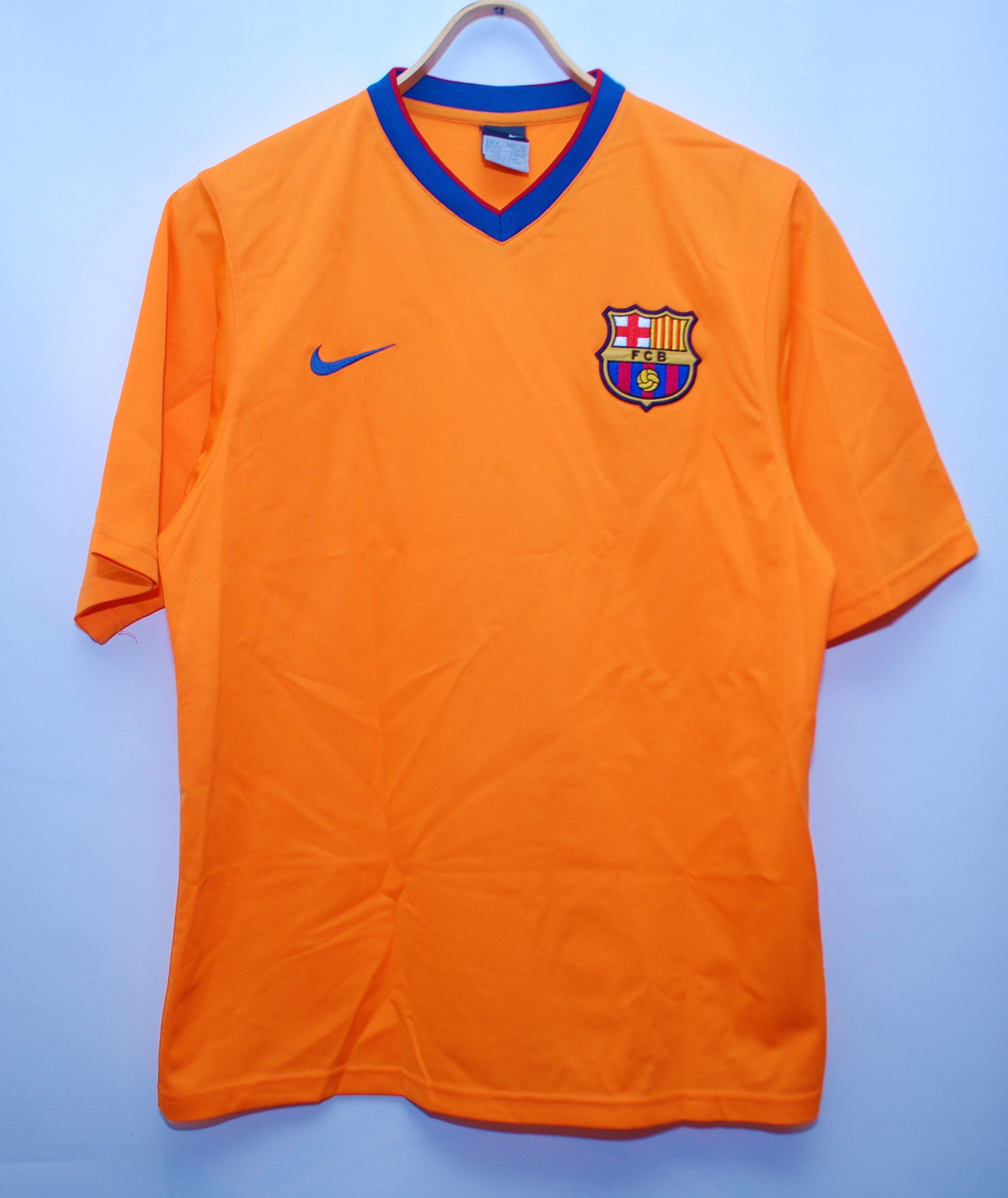Nike #11 ZAMBROTTA BARCELONA BARCA 2006 2007 AWAY FOOTBALL SHIRT Size US M / EU 48-50 / 2 - 1 Thumbnail
