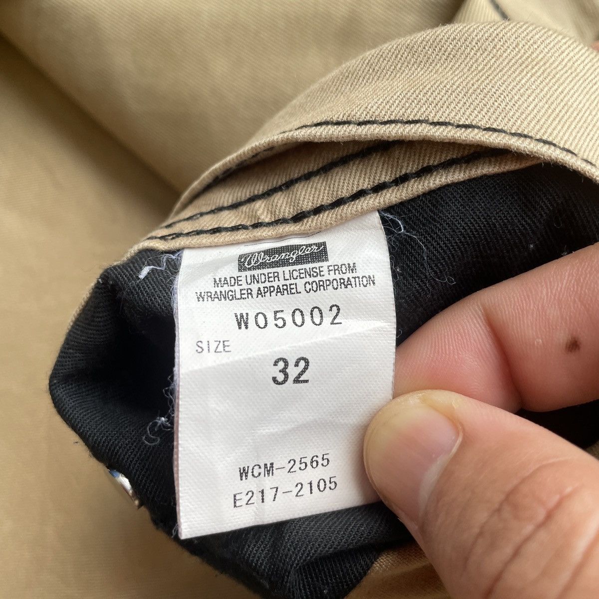 Wrangler Vintage Wrangler Khaki Colours Trousers Casual Pants W33 Size US 33 - 9 Thumbnail