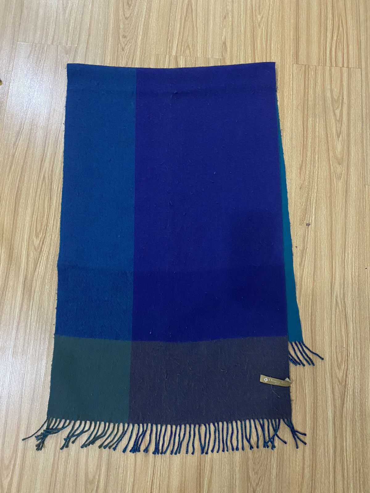 Christian Dior Monsieur × Designer GK129 CHRISTIAN DIOR SPORTS SCARVES NICE DESIGN Size ONE SIZE - 2 Thumbnail