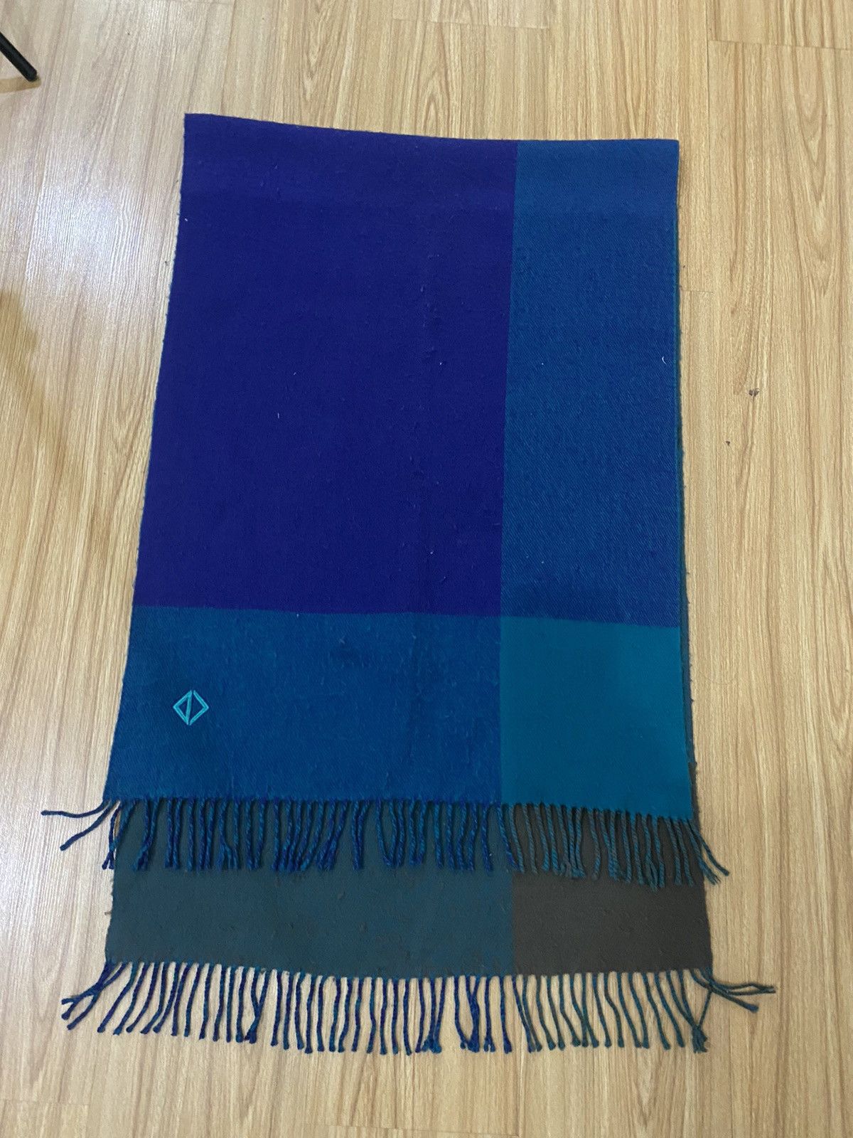 Christian Dior Monsieur × Designer GK129 CHRISTIAN DIOR SPORTS SCARVES NICE DESIGN Size ONE SIZE - 1 Thumbnail