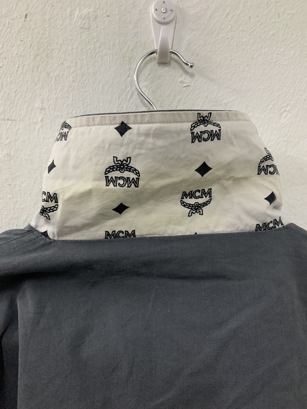 MCM MCM Reversible Monogram Plain Faded Jacket Destroy Button Size US M / EU 48-50 / 2 - 18 Thumbnail