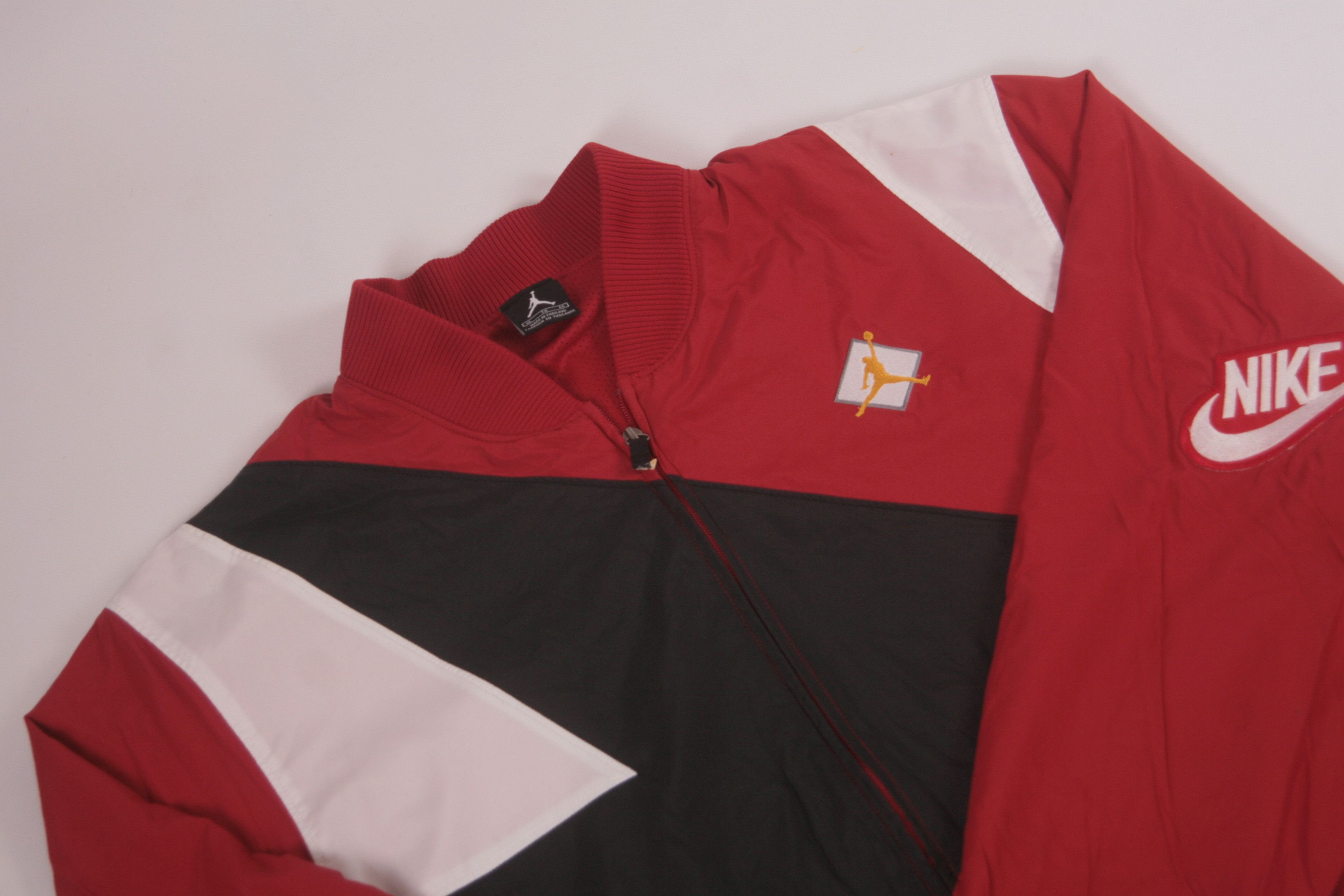 Jordan Brand Vintage Nike Air Jordan Jumpman Windbreaker Jacket Size US XL / EU 56 / 4 - 3 Thumbnail