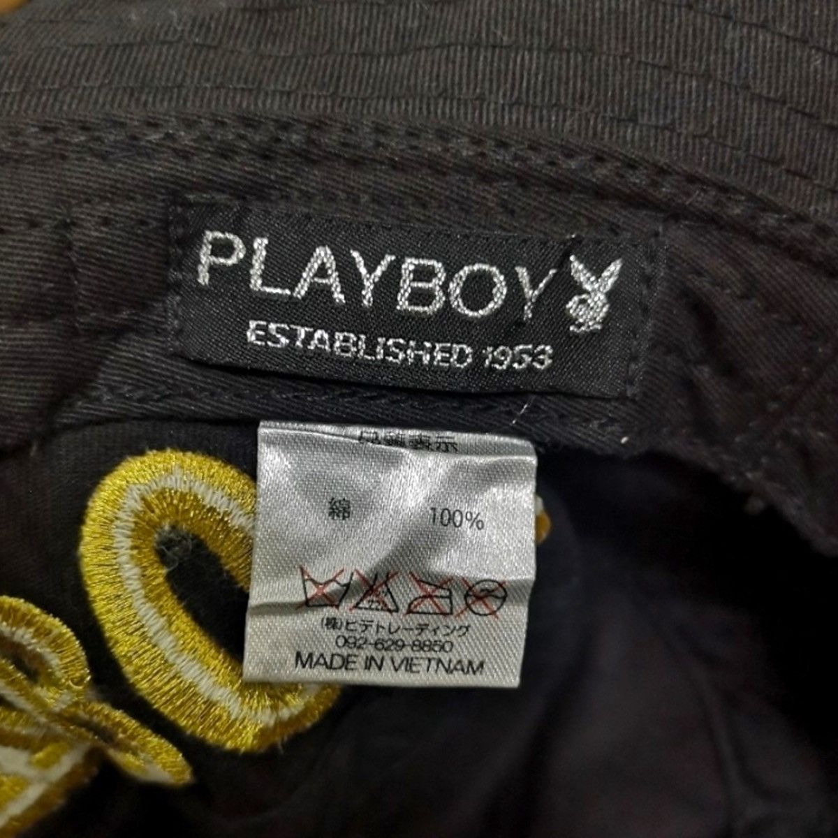 Playboy × Vintage PLAYBOY USA BIG GOLD EMBROIDERED SPELLOUT BUCKET HAT Size ONE SIZE - 7 Thumbnail