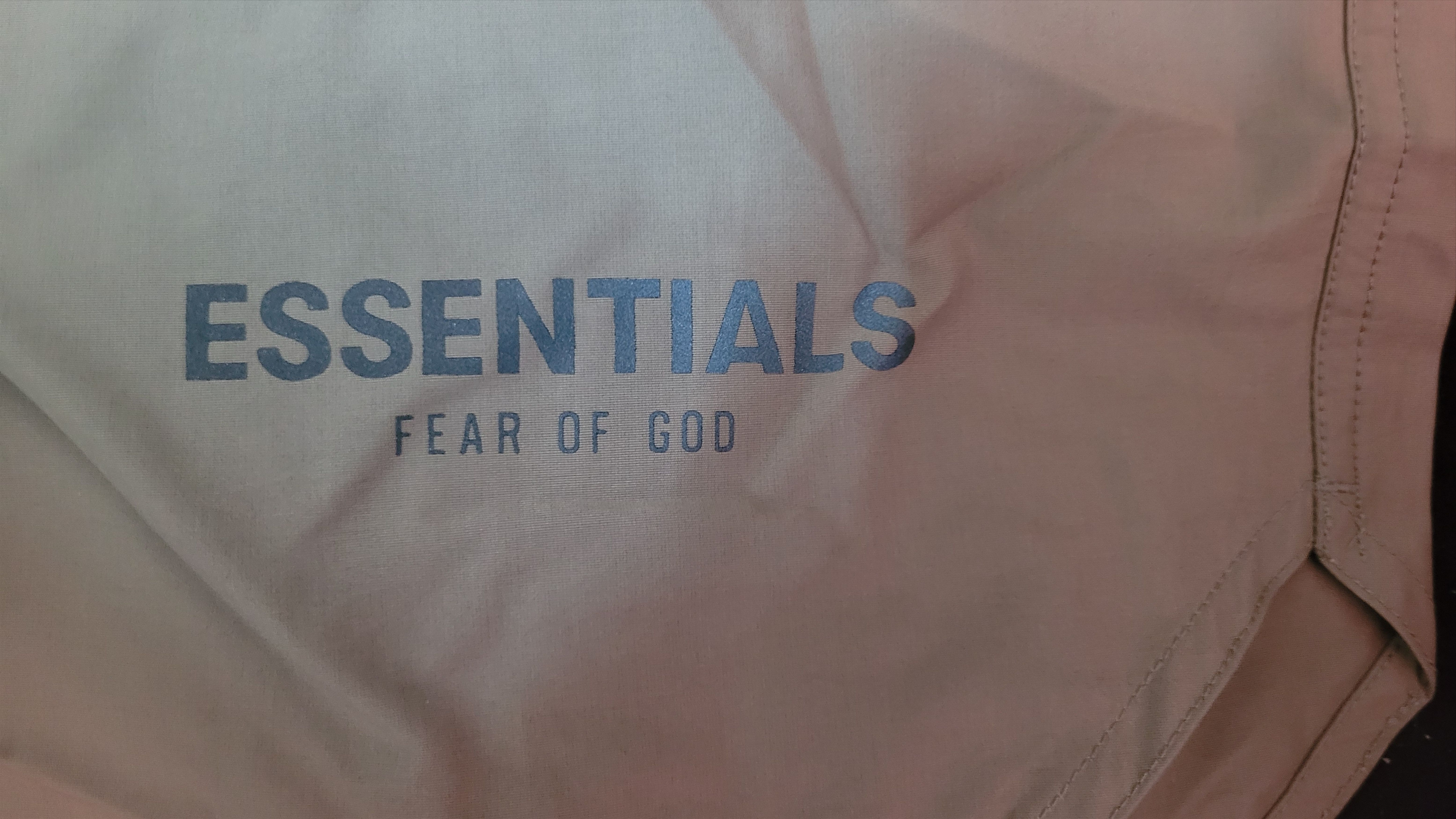 Fear of God Fear of God Essentials Volley Short Taupe sz XL Size US 36 / EU 52 - 4 Thumbnail