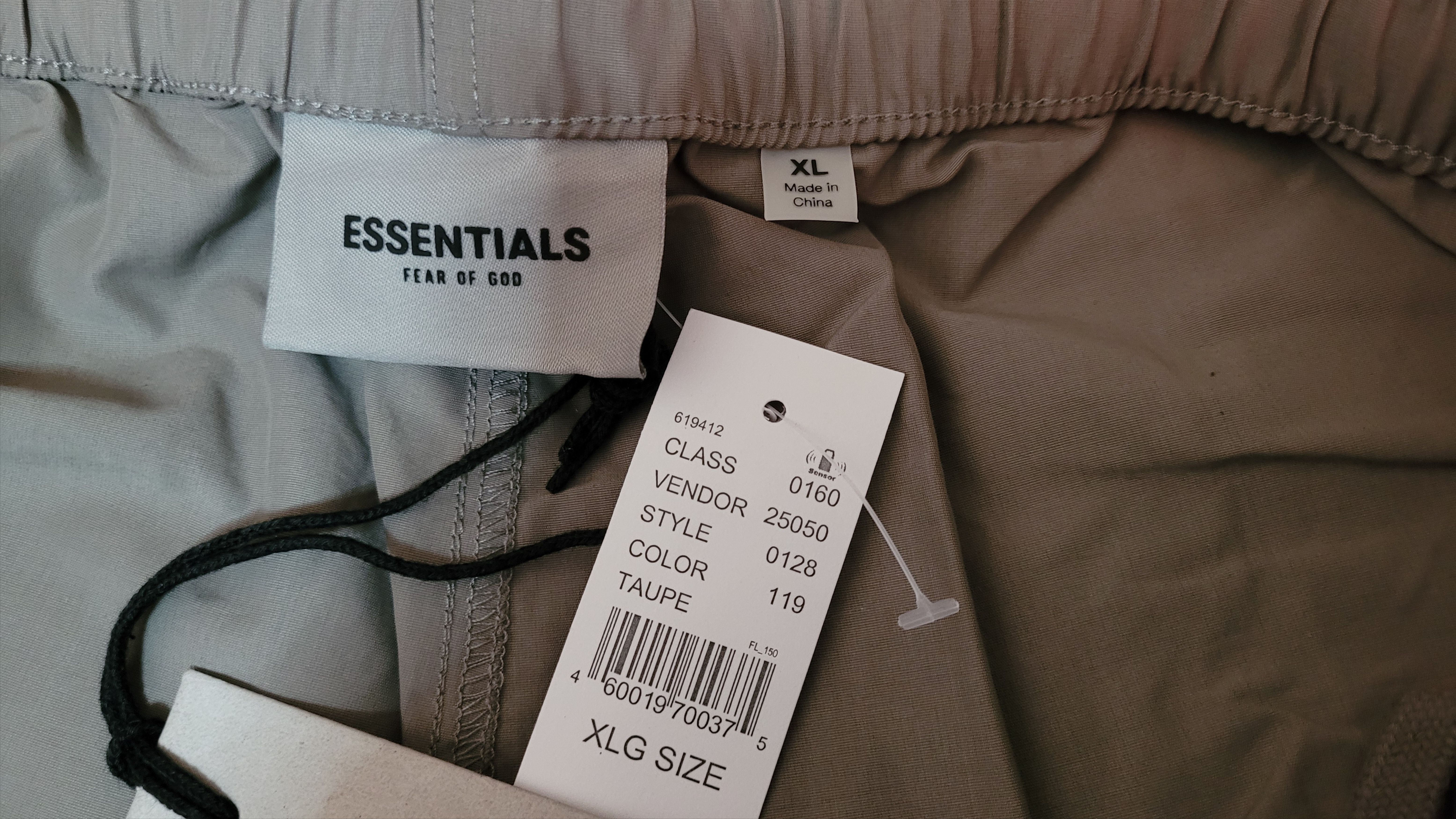 Fear of God Fear of God Essentials Volley Short Taupe sz XL Size US 36 / EU 52 - 6 Thumbnail