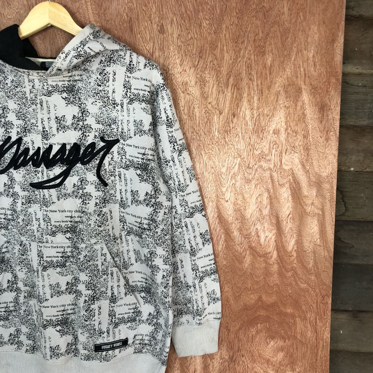 Japanese Brand DL Fogaty House Grey Hoodies sweatshirt #2025 Size US M / EU 48-50 / 2 - 5 Thumbnail