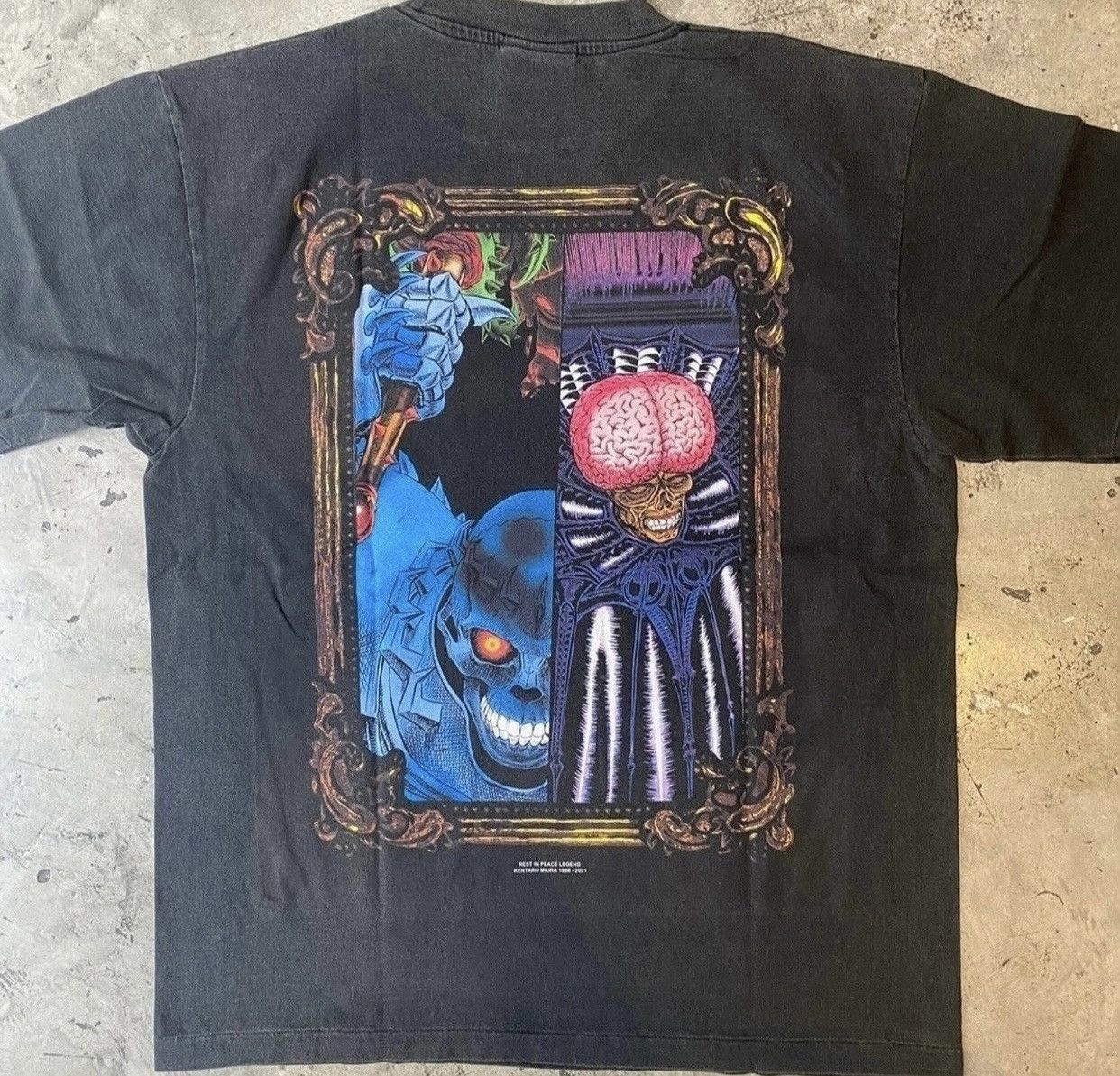 Other Berserk Bootleg L XL Guts Anime Manga Shonen Demon jujutsu Size US XL / EU 56 / 4 - 3 Thumbnail