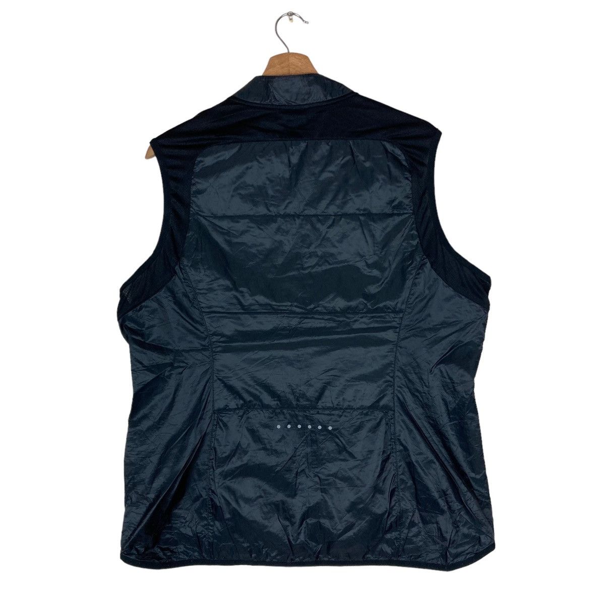Nike Nike Small Logo Full Zipper Sleeveless Vest Jacket Size US XL / EU 56 / 4 - 5 Thumbnail