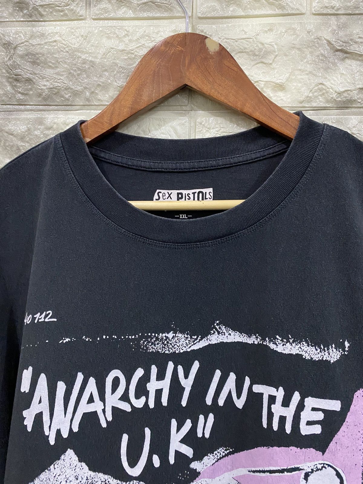 Band Tees 2020 Sex Pistols Crop Shirt Size XXL / US 16-18 / IT 52-54 - 6 Thumbnail