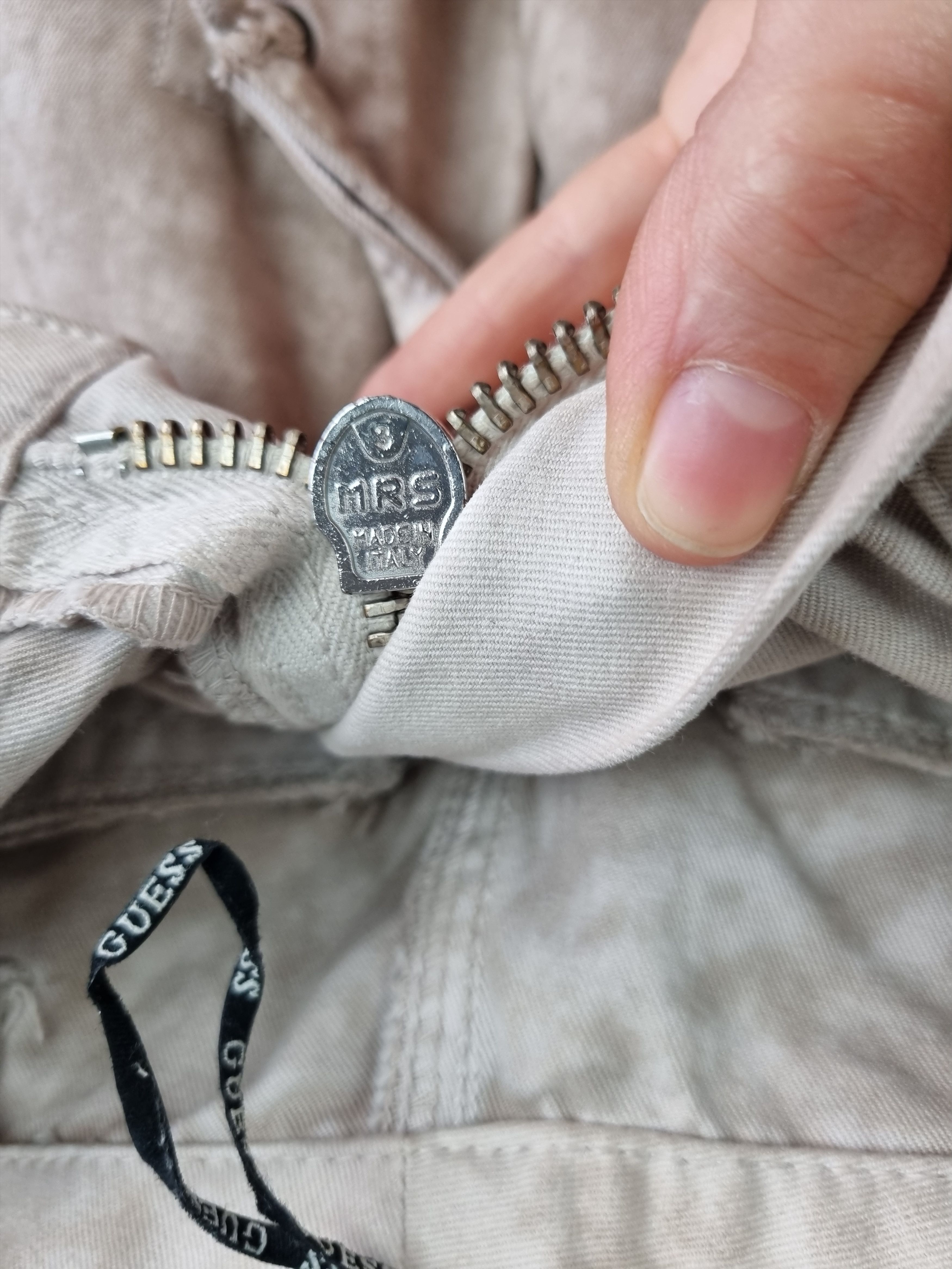 Georges Marciano × Guess × Japanese Brand GUESS Rare Size 90s Bondage Stone Washed Denim Jeans Size 27" / US 4 / IT 40 - 8 Thumbnail