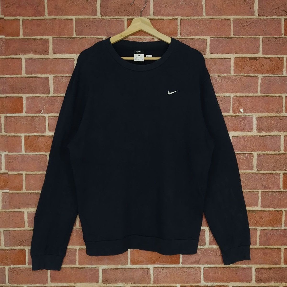 Nike Vintage Nike Swoosh Embroidery Logo Nike ACG Sport Size US M / EU 48-50 / 2 - 1 Thumbnail