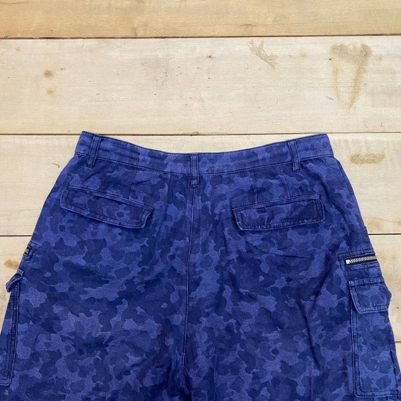 If Six Was Nine × Japanese Brand × yoshie inaba X363 L'EQUIPE X YOSHIE INABA FULLPRINT CARGO PANTS Size 30" / US 8 / IT 44 - 8 Thumbnail