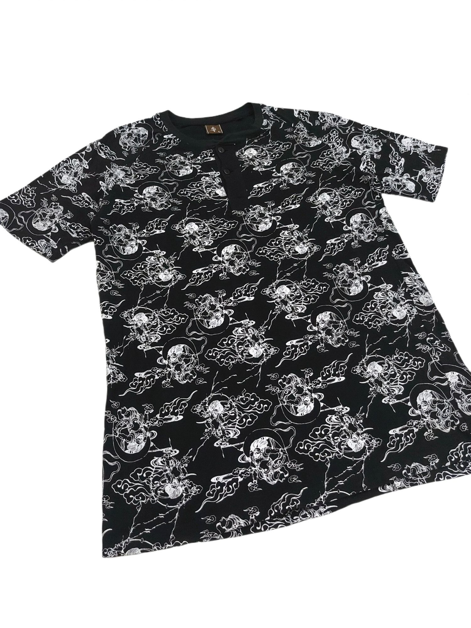 Japanese Brand RARE! JAPANESE BRAND SUKAJAN HENLEYS "FUJIN & RAIJIN" Size US M / EU 48-50 / 2 - 5 Thumbnail