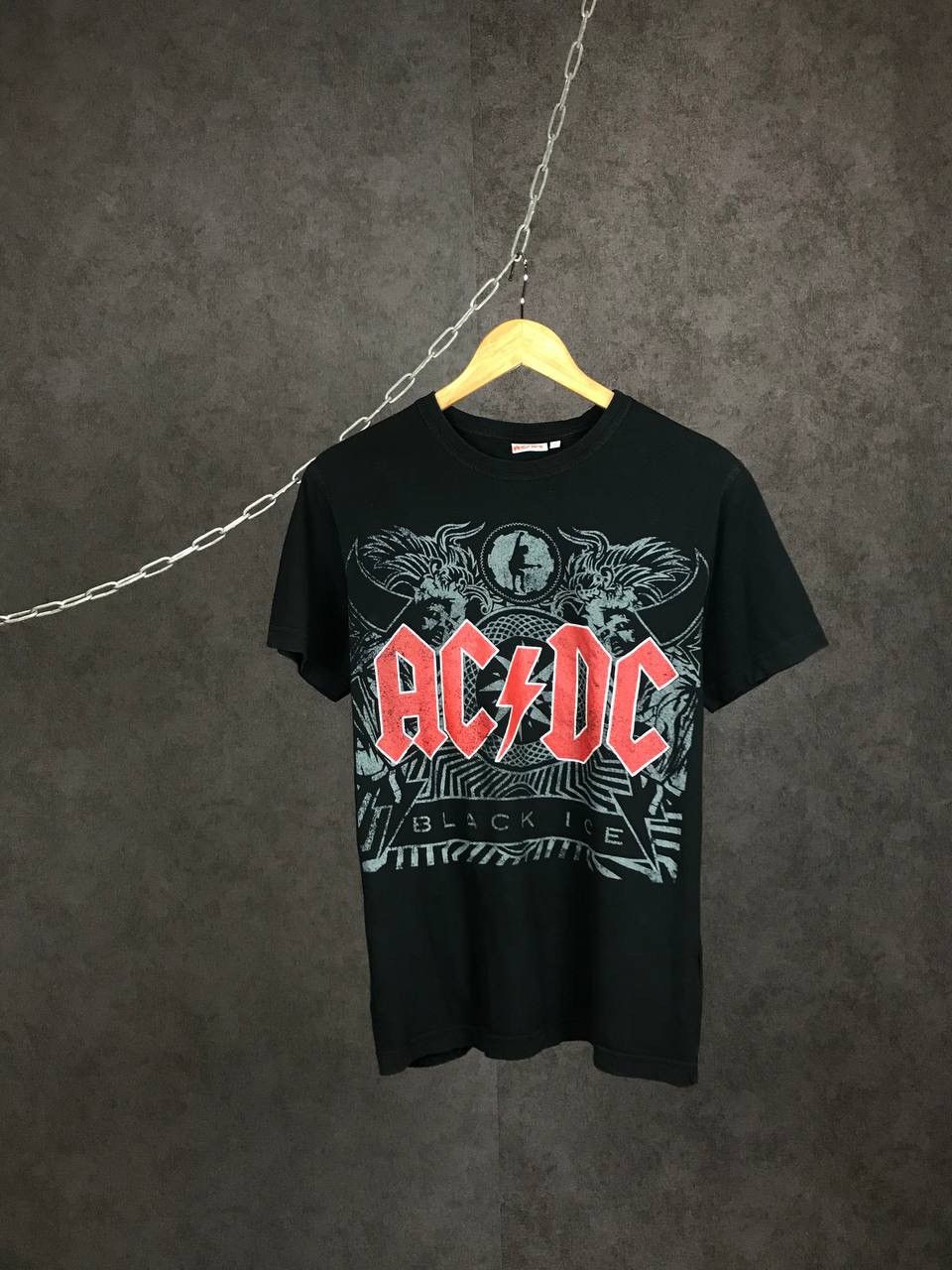 AC/DC × Band Tees × Vintage AC/DC Black Ice vintage rock band tee Size US S / EU 44-46 / 1 - 1 Thumbnail