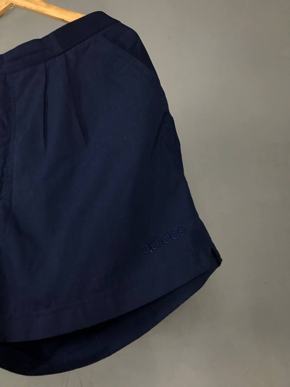 Adidas × Vintage Adidas vintage streetwear navy blue shorts Size US 38 / EU 54 - 2 Thumbnail