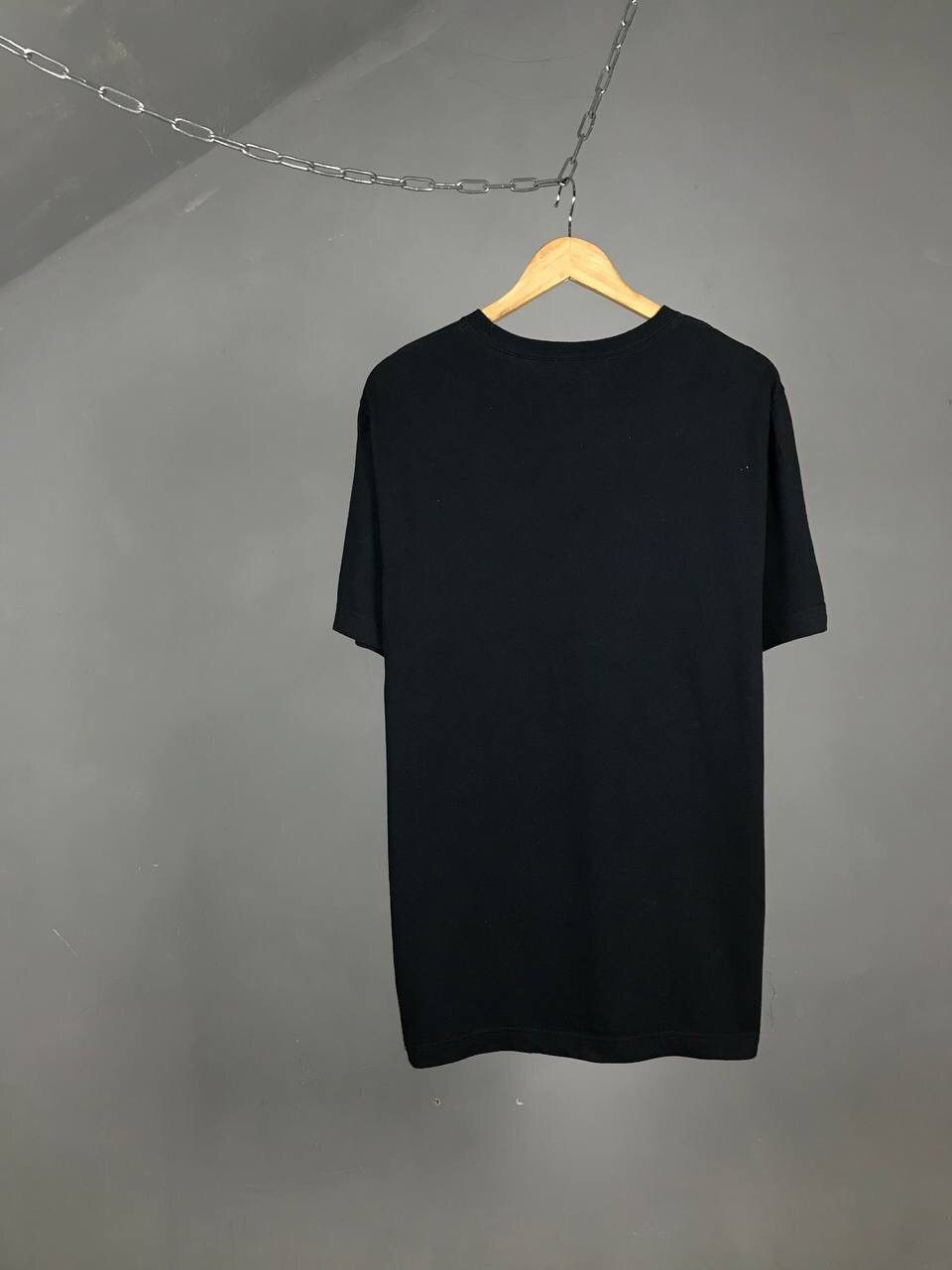Nike × Vintage Nike swoosh streetwear vintage center logo tee Size US L / EU 52-54 / 3 - 6 Thumbnail