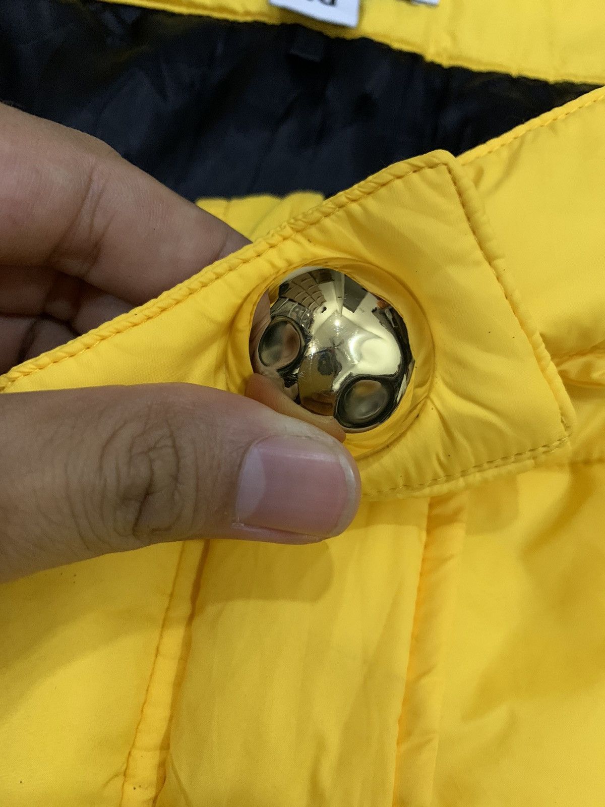 H&M × Moschino H&MOSCHINO PUFFER SKIRT Size 32" / US 10 / IT 46 - 8 Thumbnail