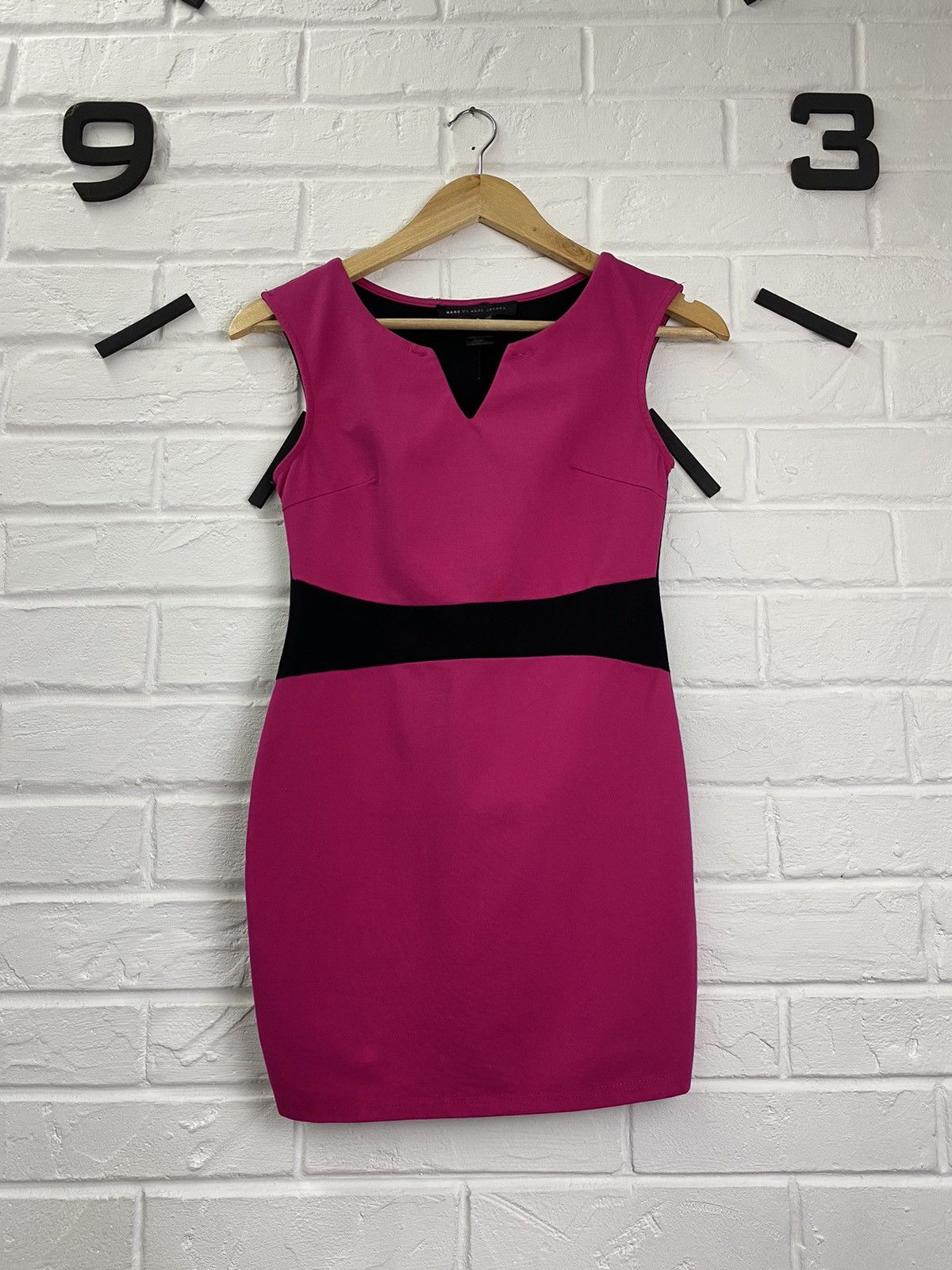 Marc by Marc Jacobs Marc by Marc Jacobs Sleeveless Pink/Black Mini Dress Size XS / US 0-2 / IT 36-38 - 1 Thumbnail