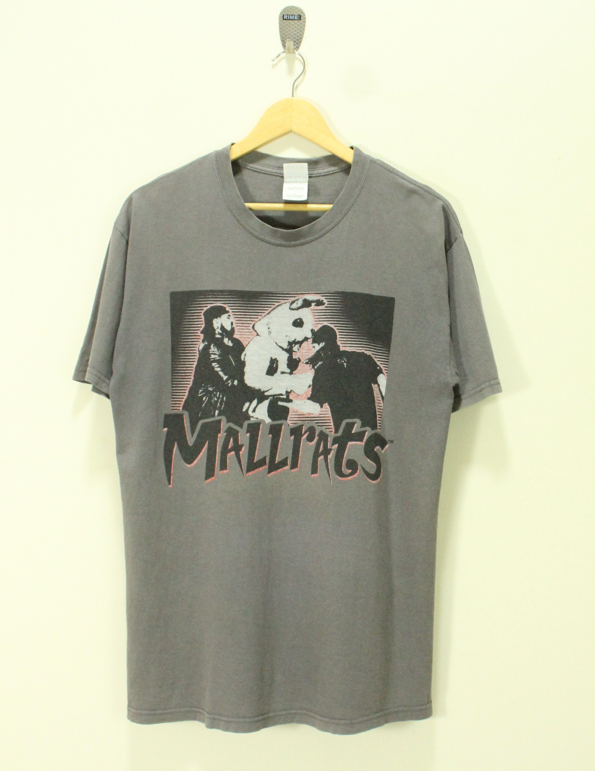 Vintage Vintage MALLRATS T Shirt Distressed Faded Movie Size US M / EU 48-50 / 2 - 1 Thumbnail