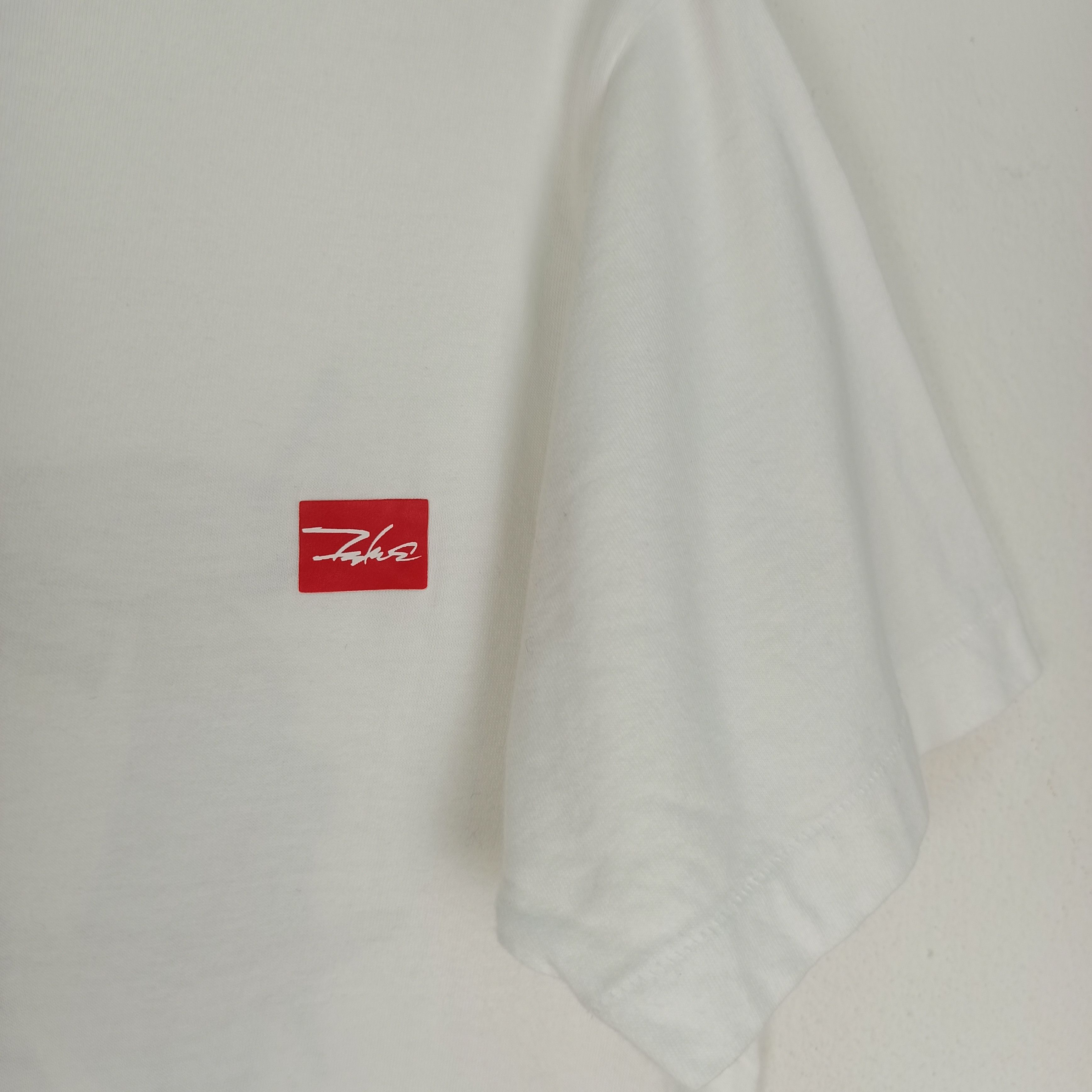 Futura × Uniqlo 🔥Rare🔥 Art Futura X Uniqlo White Tshirt Size US M / EU 48-50 / 2 - 7 Thumbnail