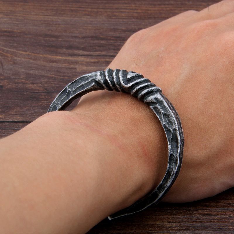 Jewelry 316L Stainless Steel Deep Twist Bangle Bracelet Size ONE SIZE - 1 Thumbnail