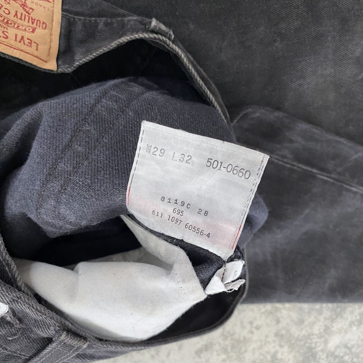 Levi's Vintage 1997 Levi's 501 Faded Black Denim Jeans Size US 29 - 19 Thumbnail