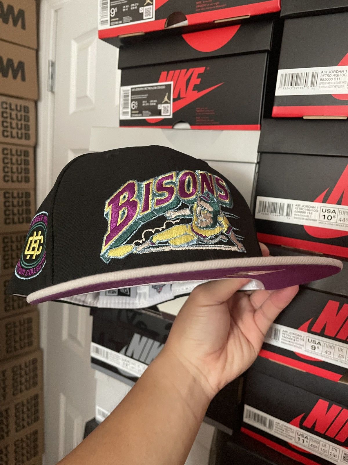 MLB × New Era 7 1/8 Exclusive Fitted Transit Buffalo Bisons Two Tone Size ONE SIZE - 7 Thumbnail