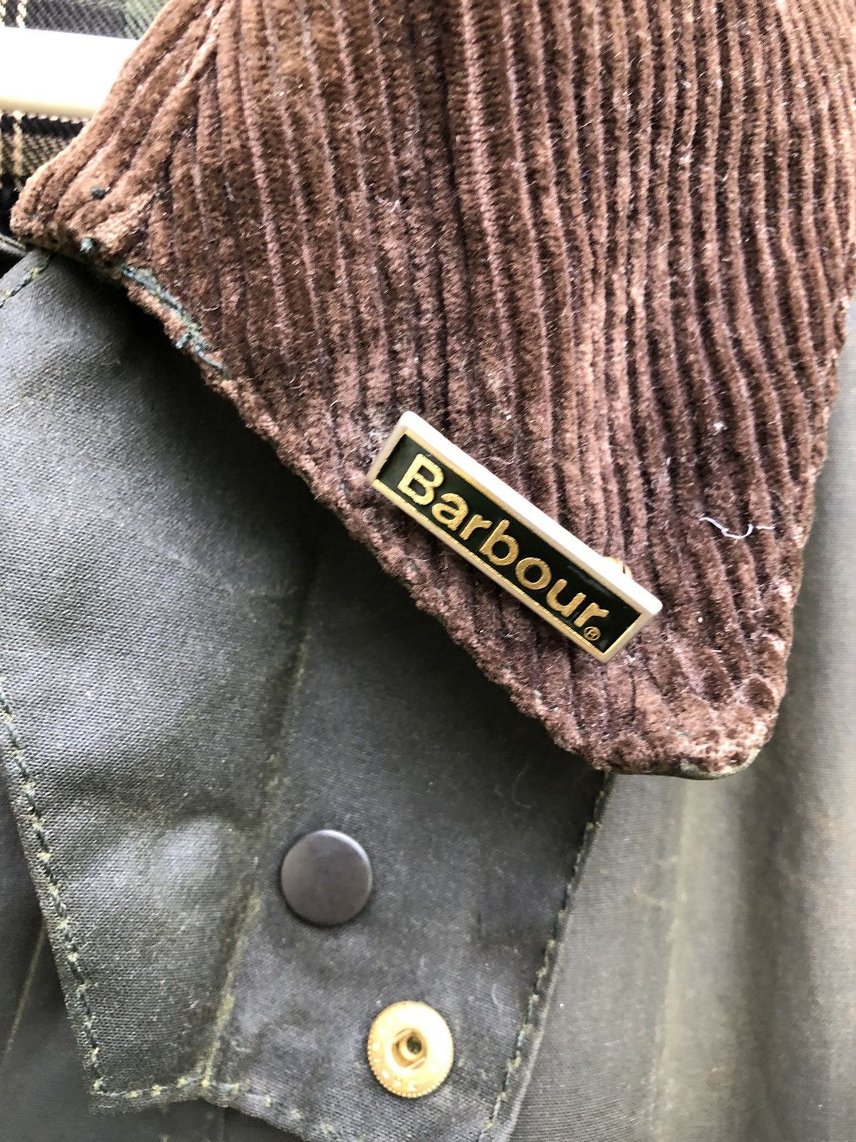 Barbour Distressed Barbour Bedale Olive Waxed Coat Size C46/117cm Size US L / EU 52-54 / 3 - 8 Thumbnail