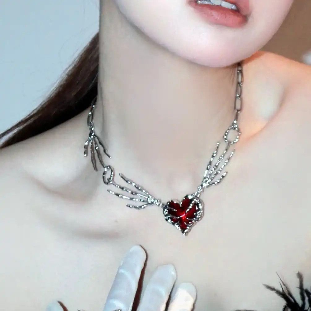 Jewelry Love Heart Pendant Necklace Size ONE SIZE - 5 Thumbnail
