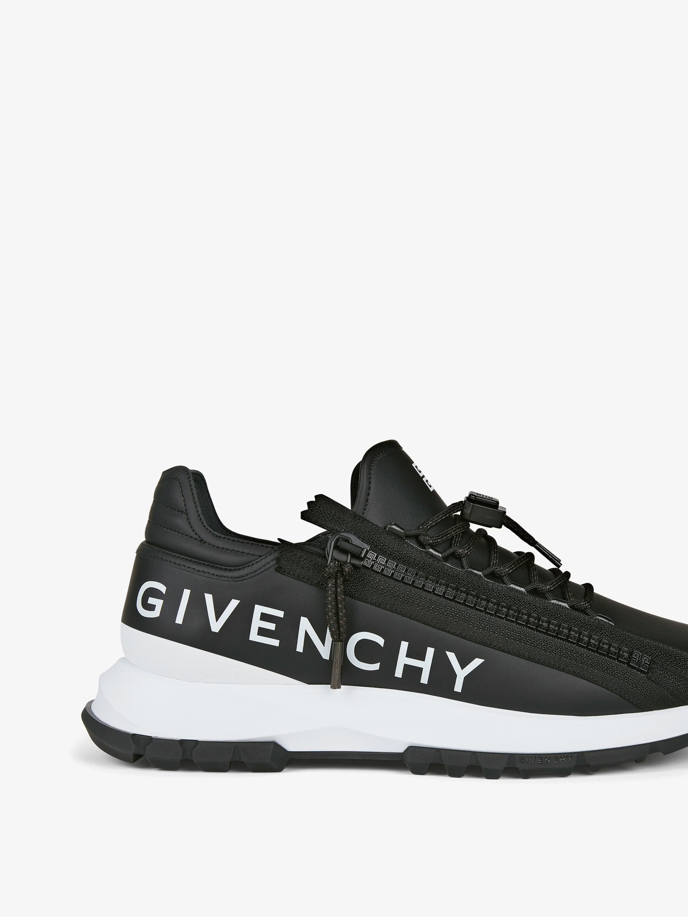 GIVENCHY｜SNEAKERS (BH009BH1LL 004) GIVENCHY SNEAKERS LOGO MONOGRAM 4G BH009BH1LL-004 - Low Top