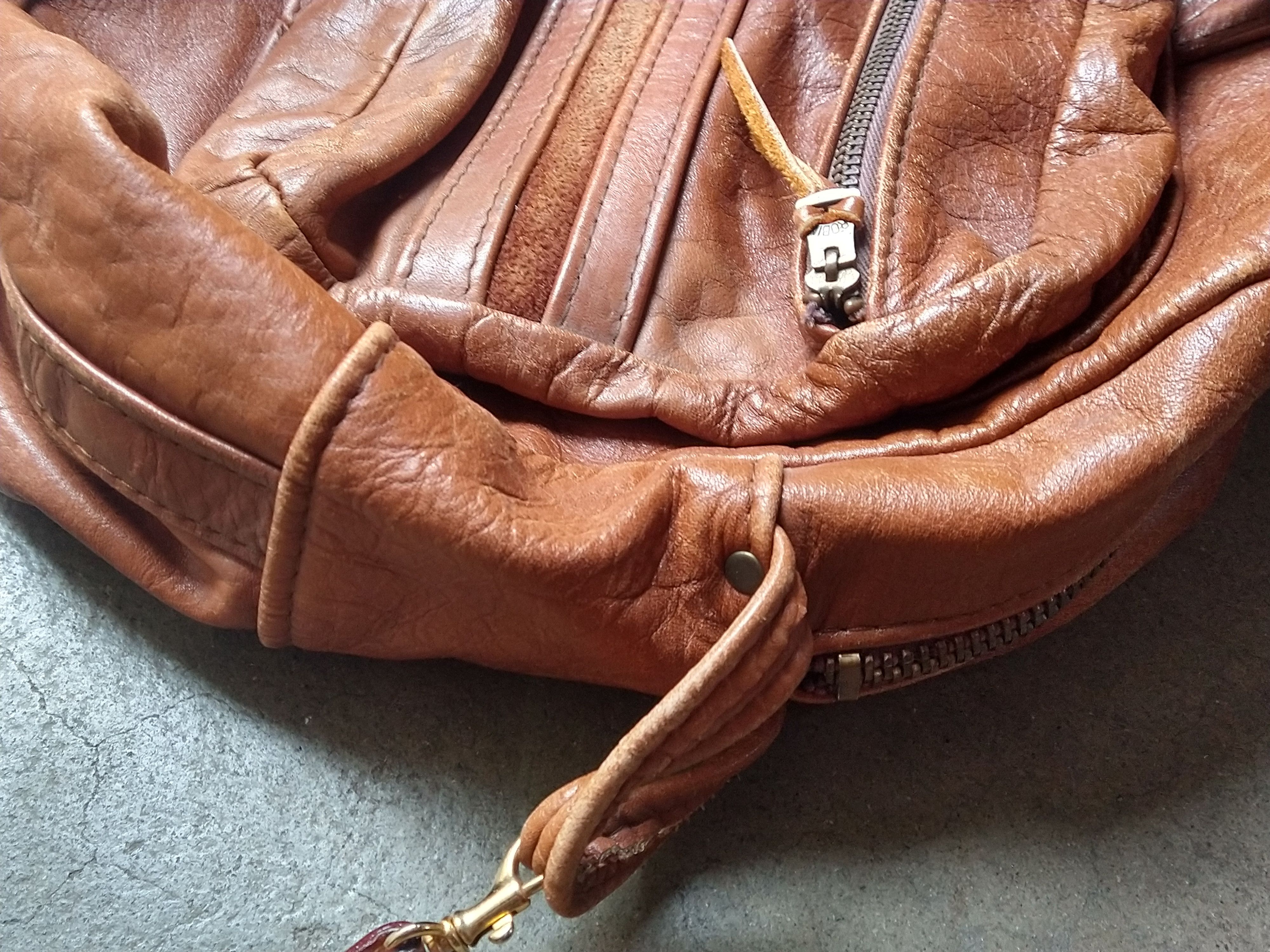 Genuine Leather Vintage Leather Duffle Bag Brown Zipper Strap Pockets Size ONE SIZE - 3 Thumbnail
